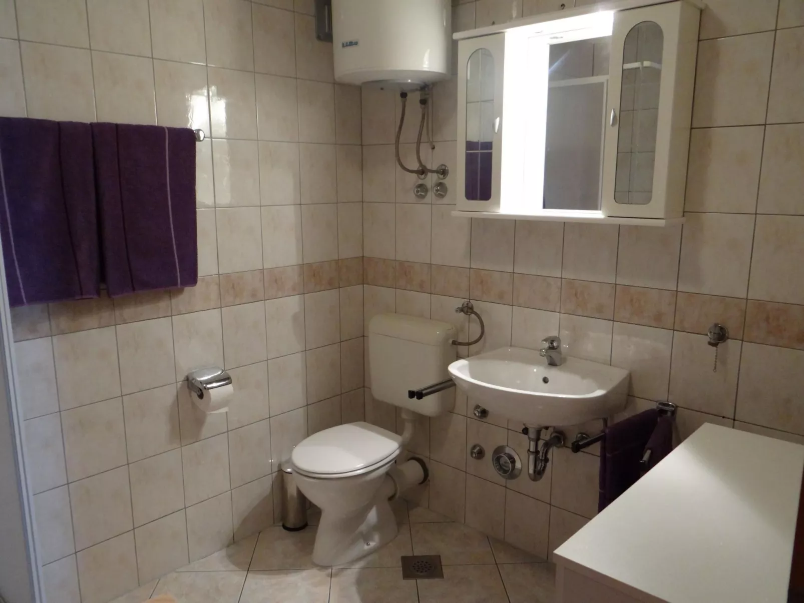 Appartement mit Balkon-Binnen