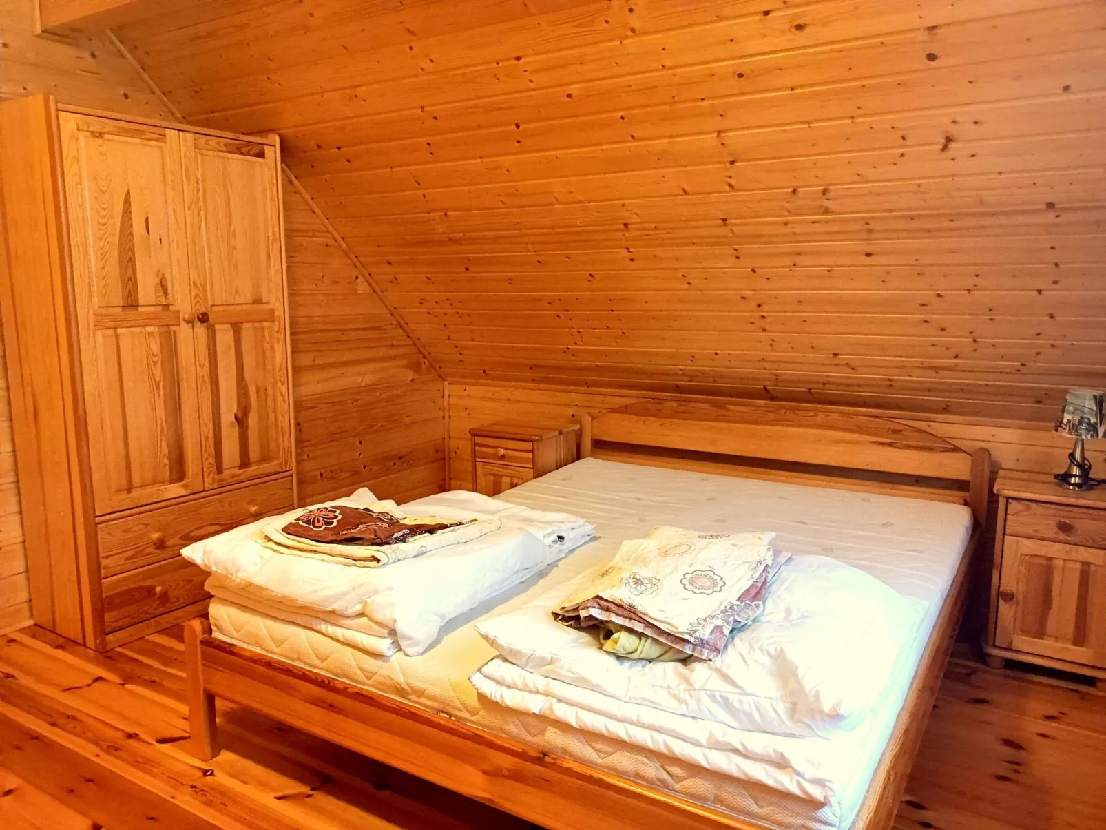 "Paradise Star Bobolin"-Binnen