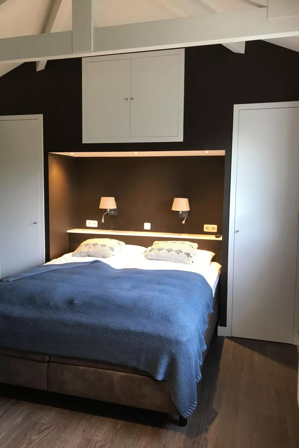 Mit Außen-Sauna und Außen-Whirlpool-Binnen