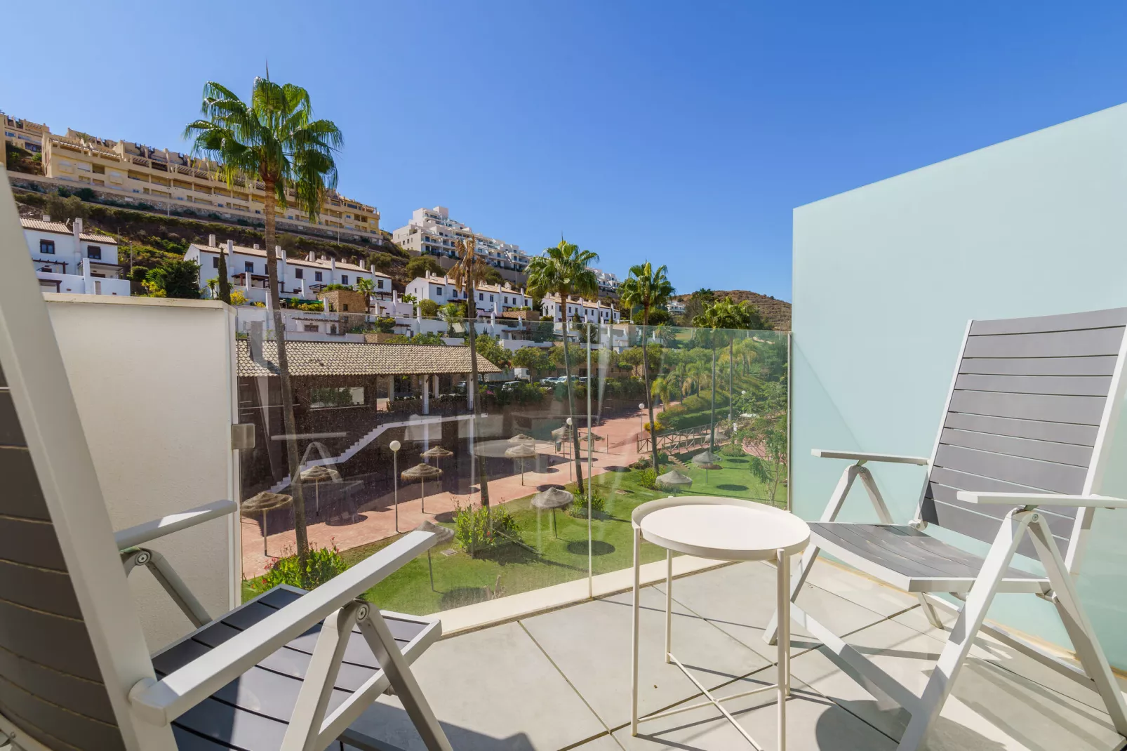 CT 188 - Navigolf - Cala de Mijas-Terrasbalkon