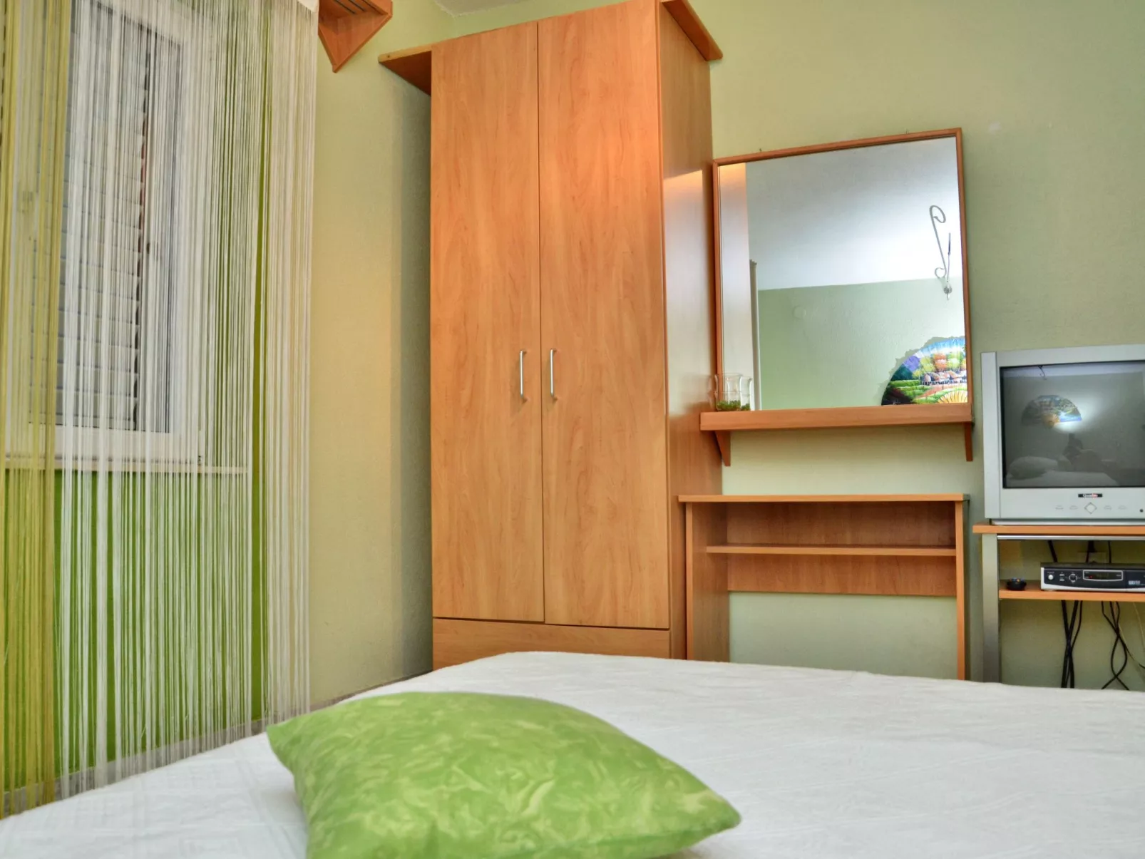 Mit Terrasse und Grill-Binnen