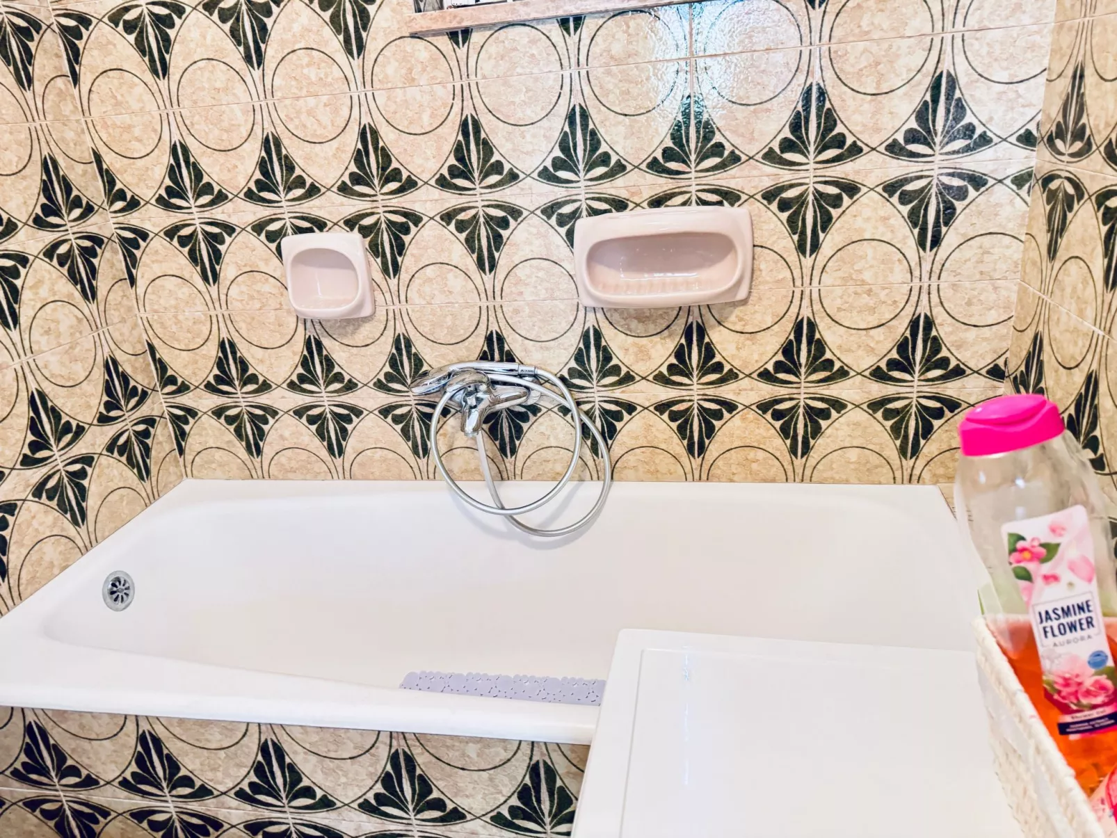 Villa mit Blick auf das Wasser-Binnen