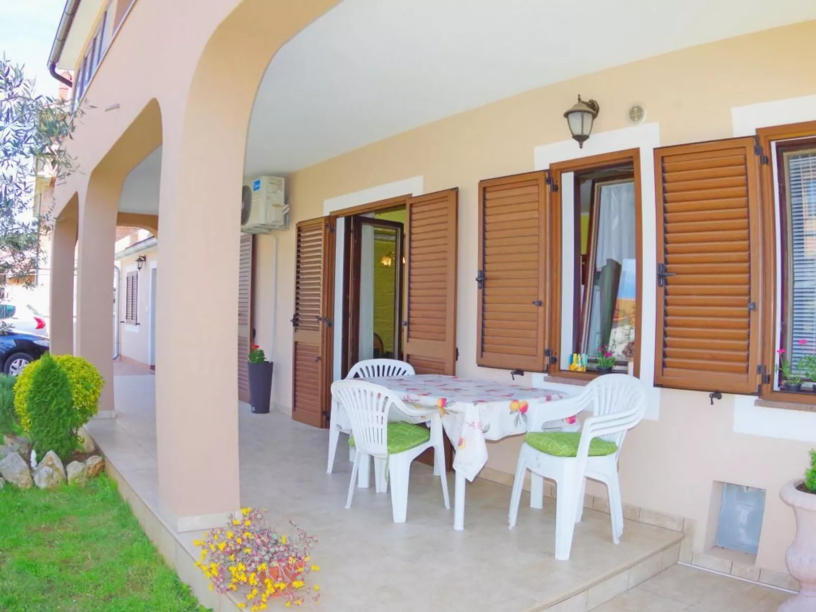 In Pula mit Grill, Garten und Terrasse