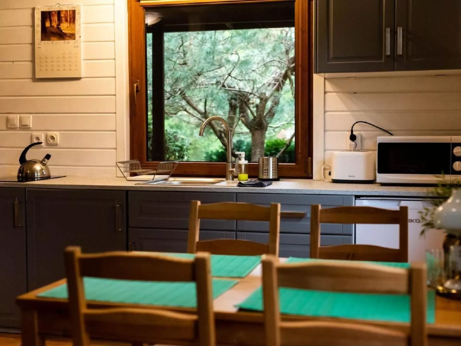 In Kopalino mit Garten, Terrasse und Grill-Binnen