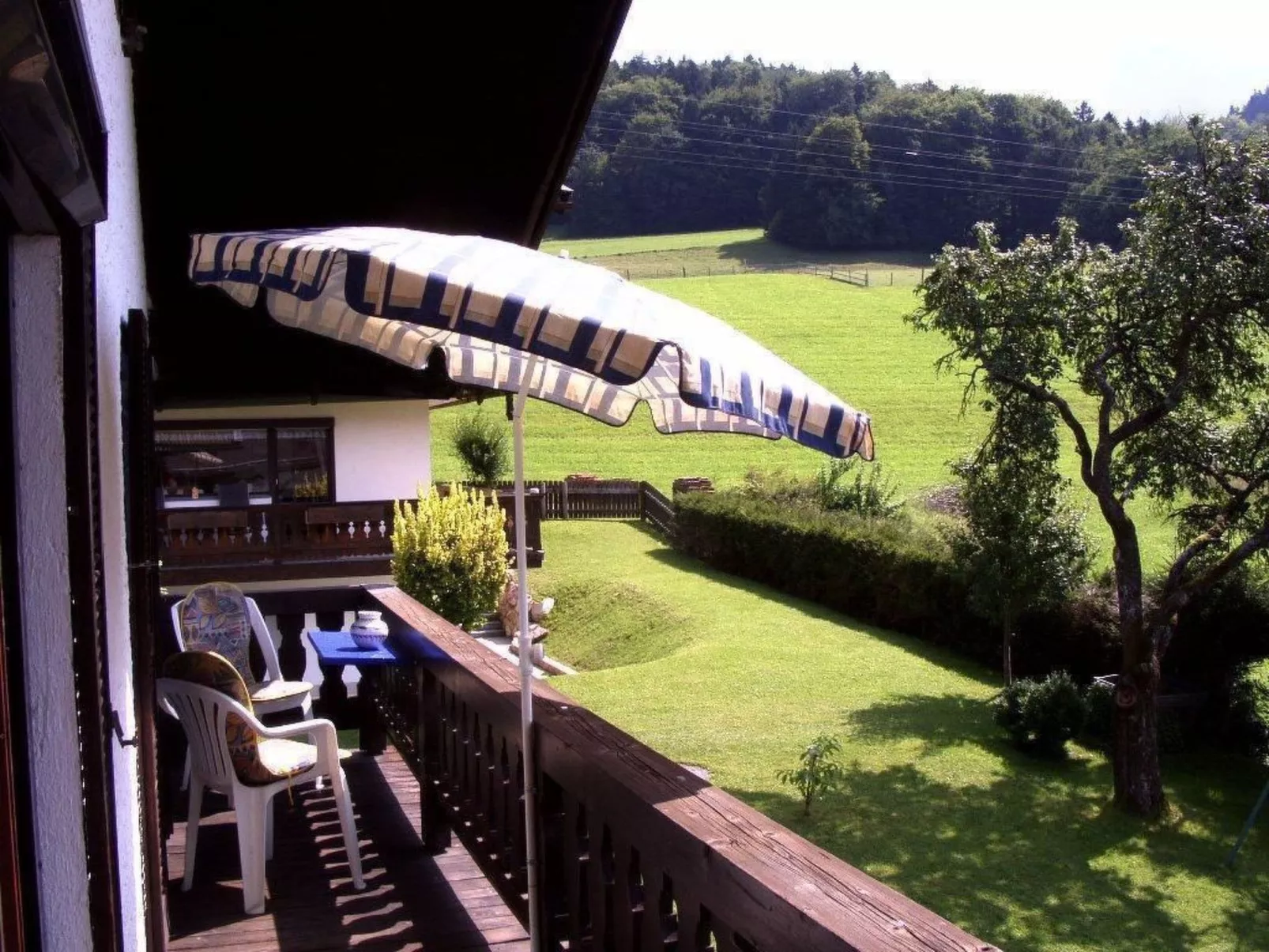 Haus BerggrußOG-Buiten