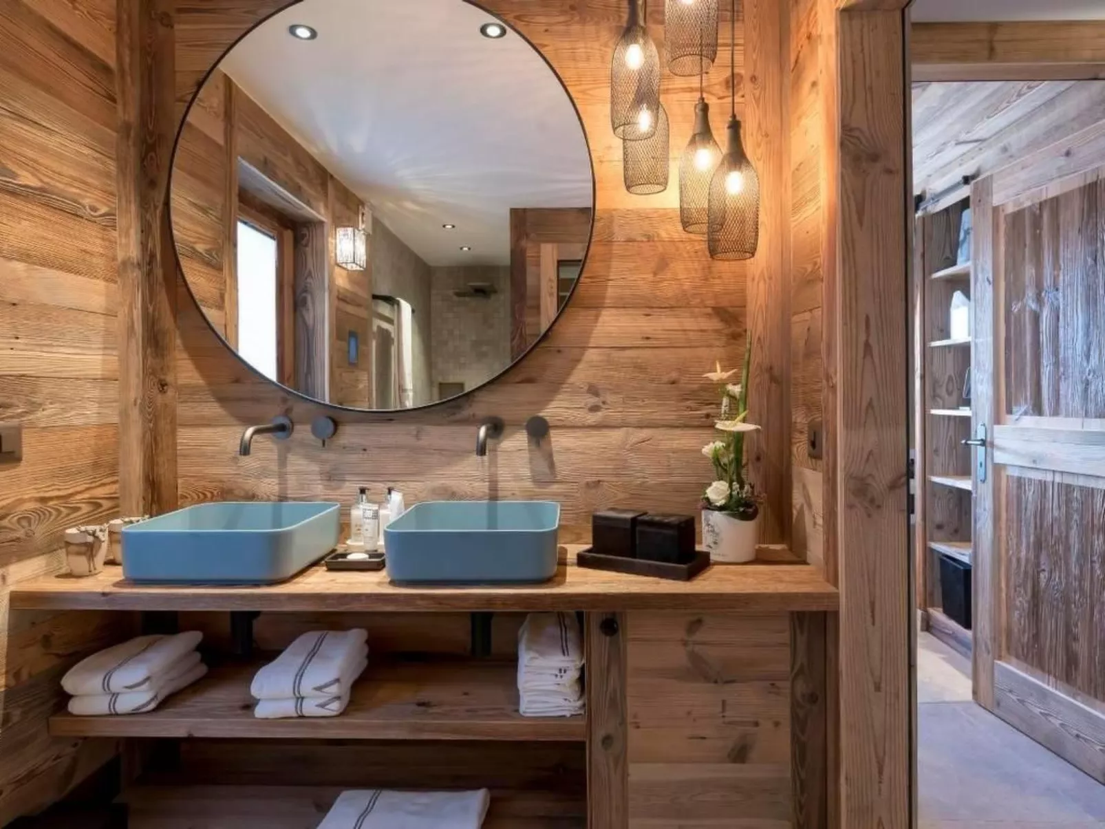 Chalet V mit Lift und Pool-Binnen