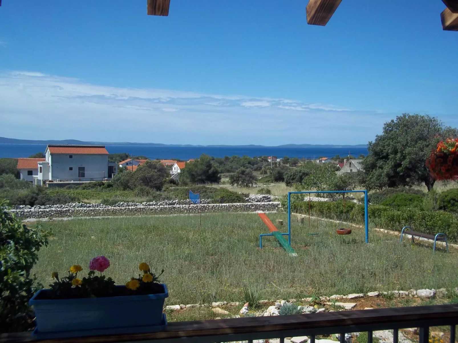 In Vir mit Terrasse und Garten