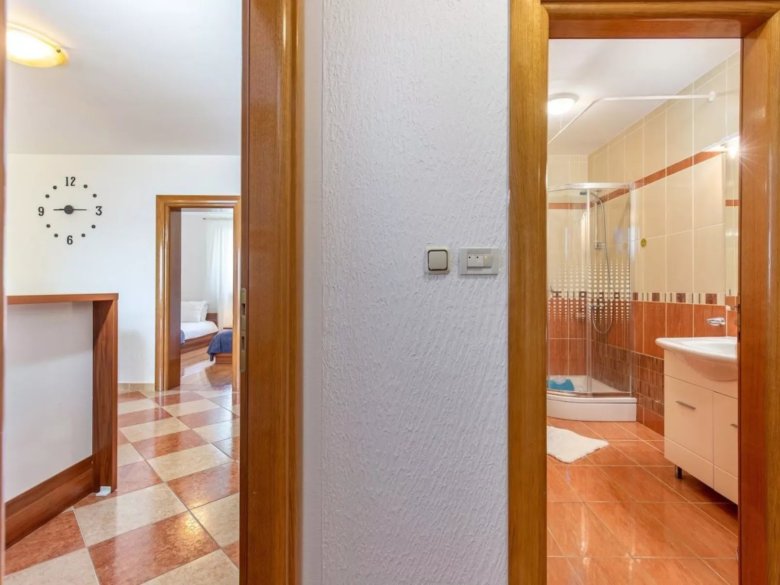 Wohnung mit Terrasse und Meerblick-Binnen