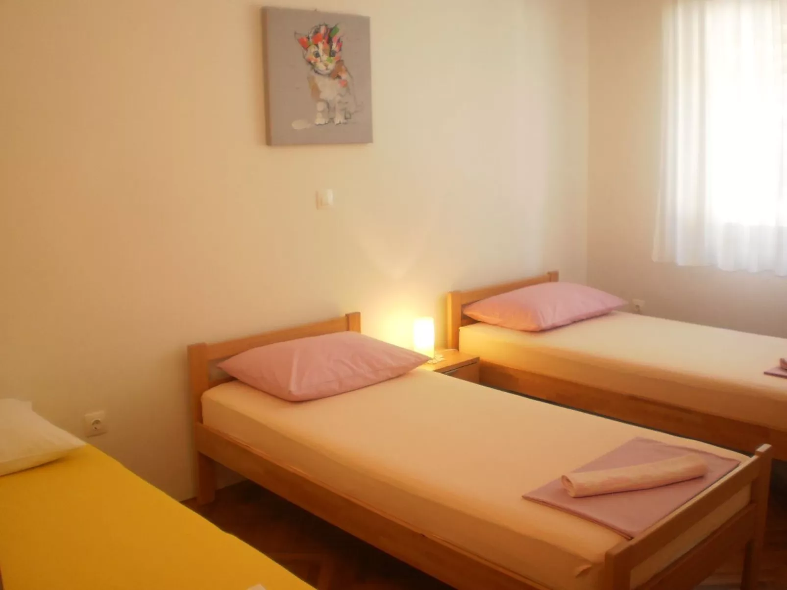 Moderne Ferienwohnung in Omiš mit Terrasse und Garten-Binnen