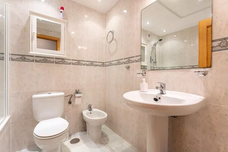 CT 212 - Rancho Miraflores - Sea Views-Badkamer