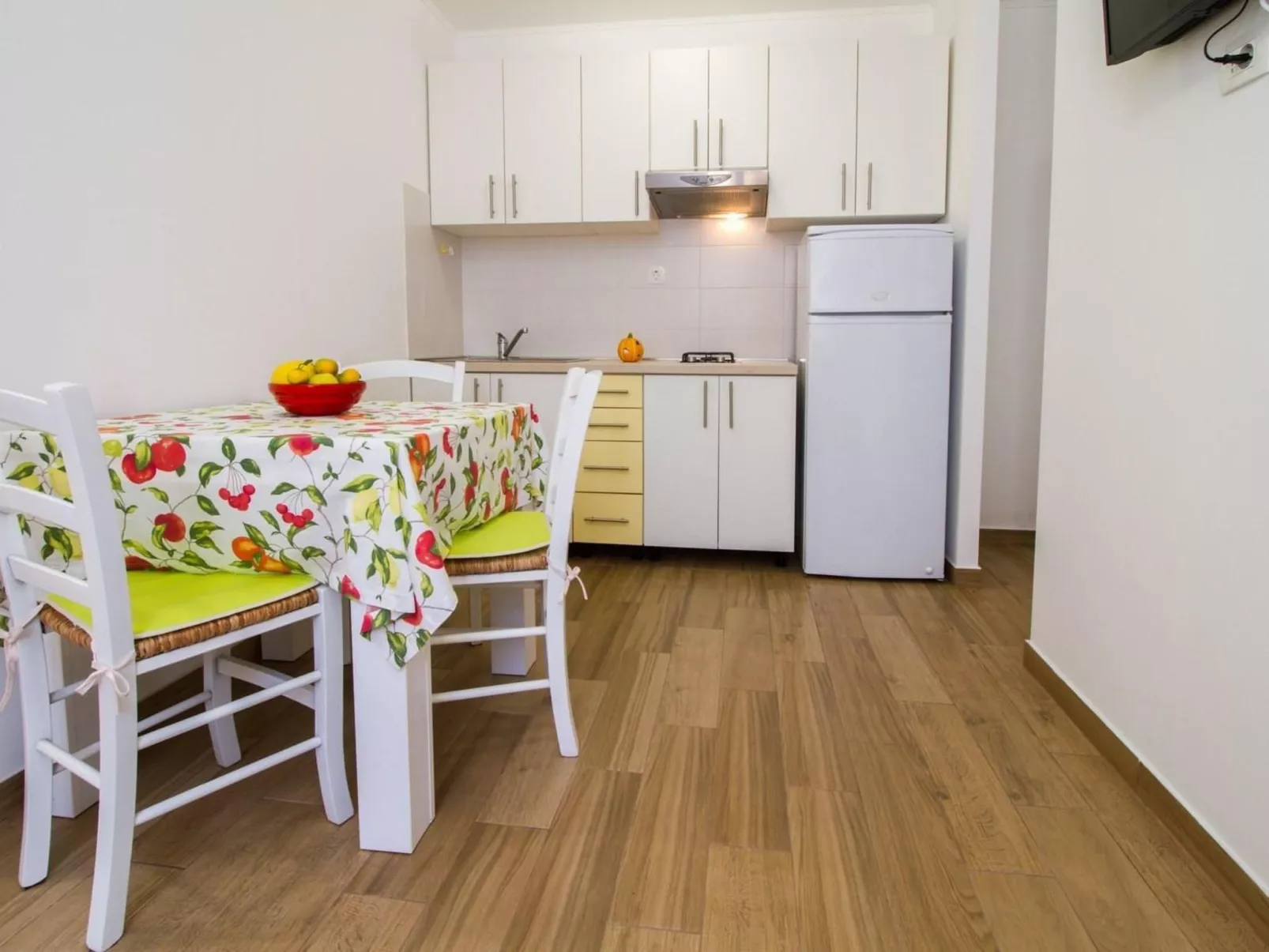 Wohnung in Stoja mit Grill