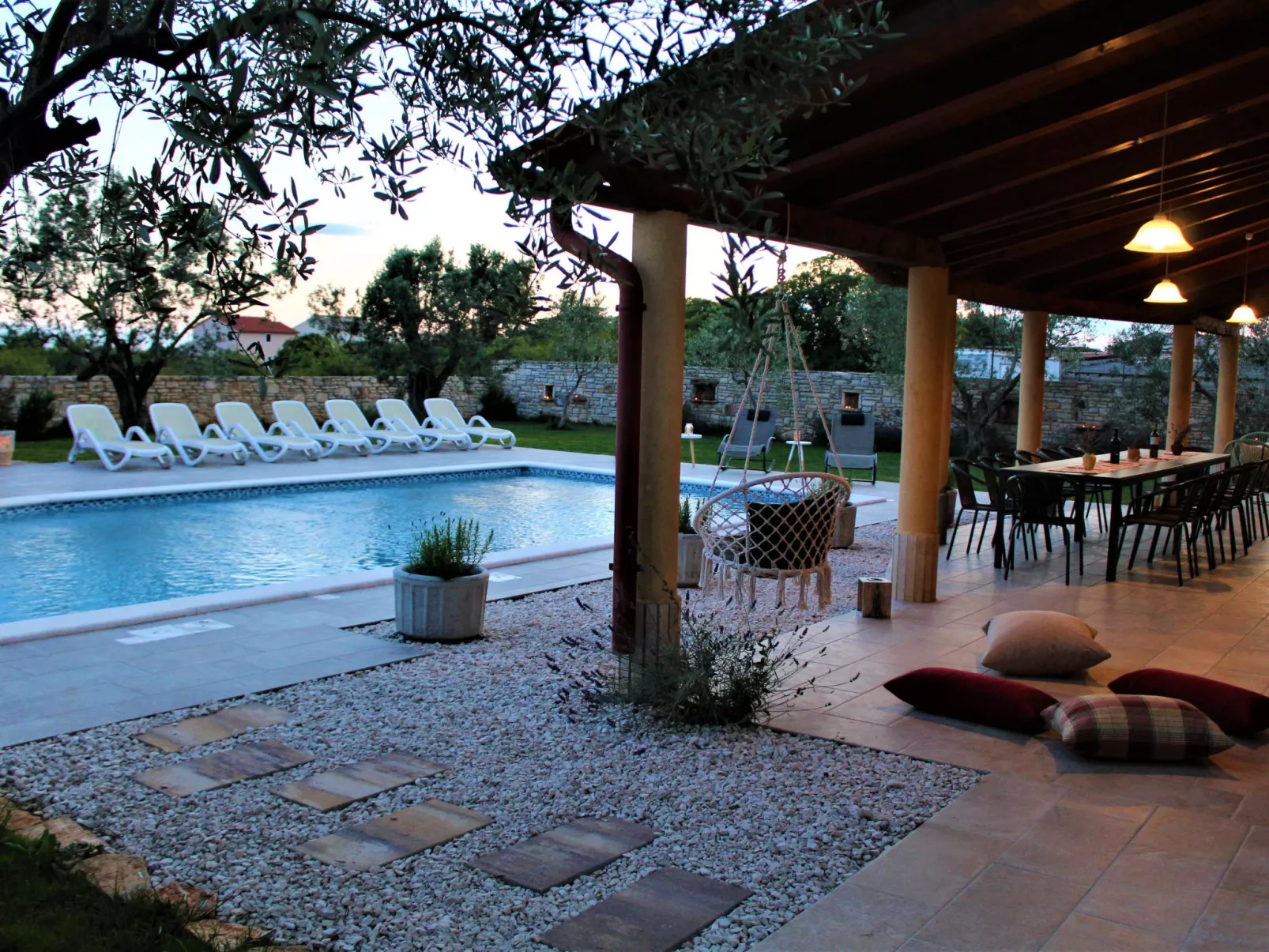 Gemütliches Ferienhaus mit Terrasse und Meerblick-Buiten