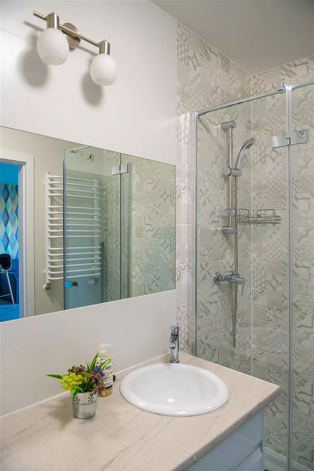 Moderne Ferienwohnung mit Balkon, nur 500 Meter von Meer und Strand entfernt-Binnen