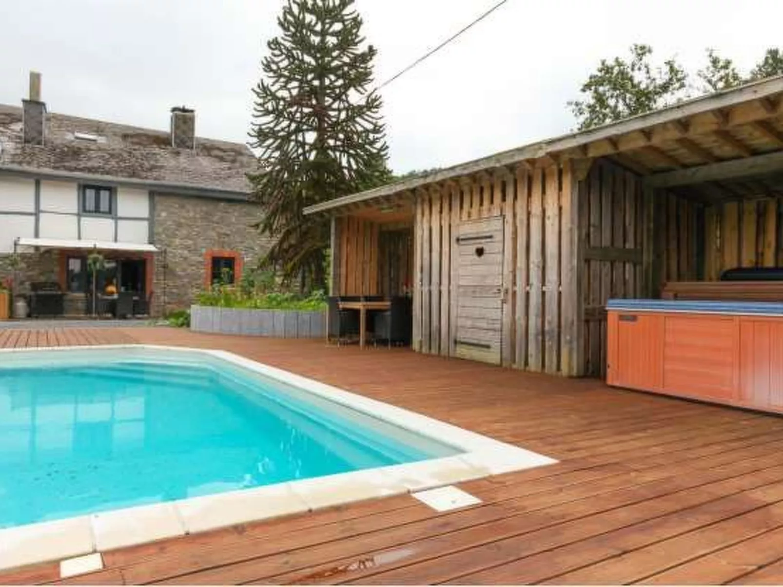 Villa Grand Coo Piscine et Jacuzzi