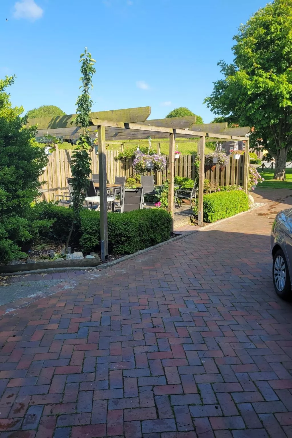 Landskron-Image-tags.info