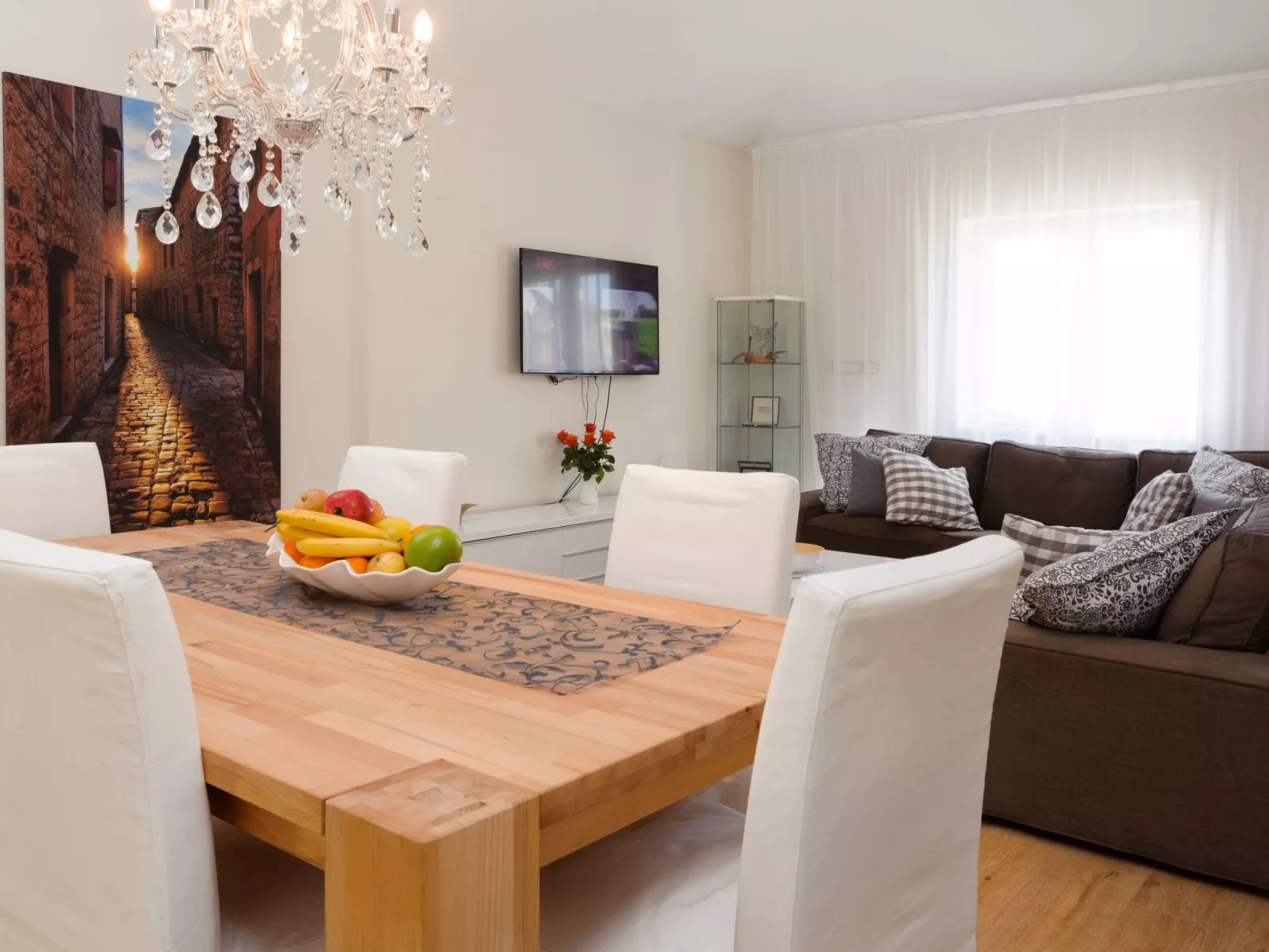 Luxuriöse Steinvilla mit privatem Swimmingpool und herrlichem Meerblick-Binnen