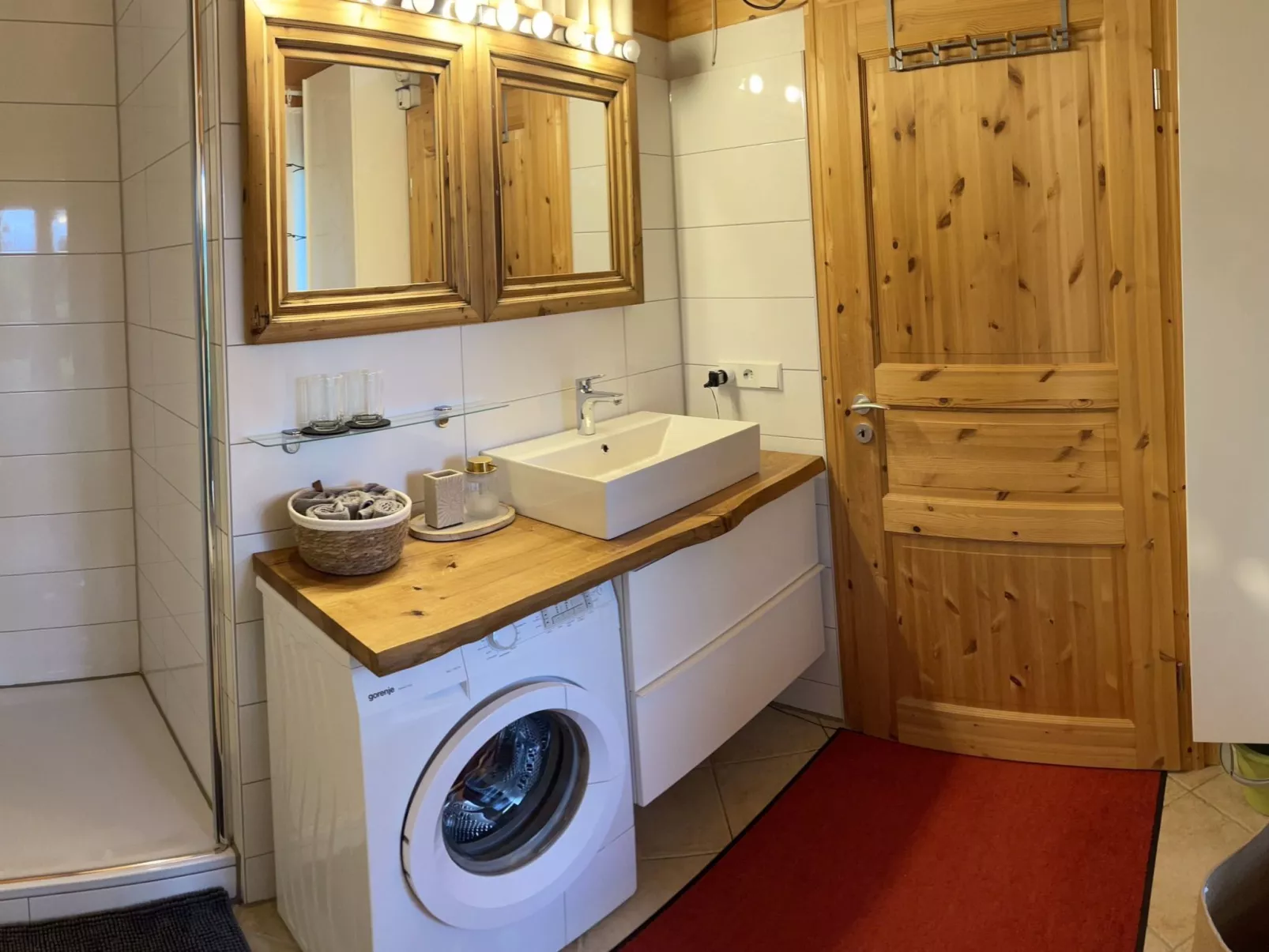 Mit Panoramablick-Binnen