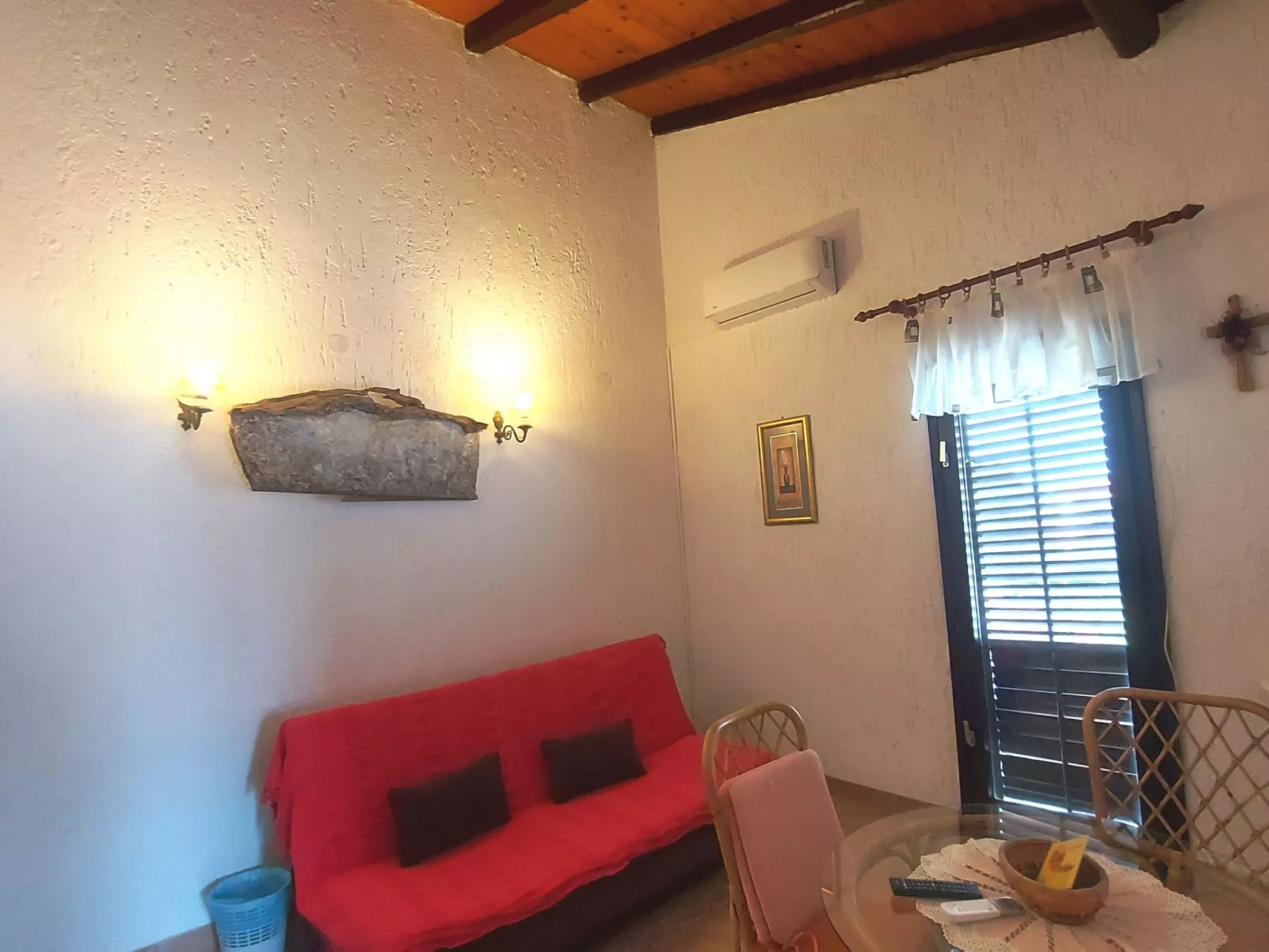 Kleine Wohnung mit schönem Balkon - Image-tags.info