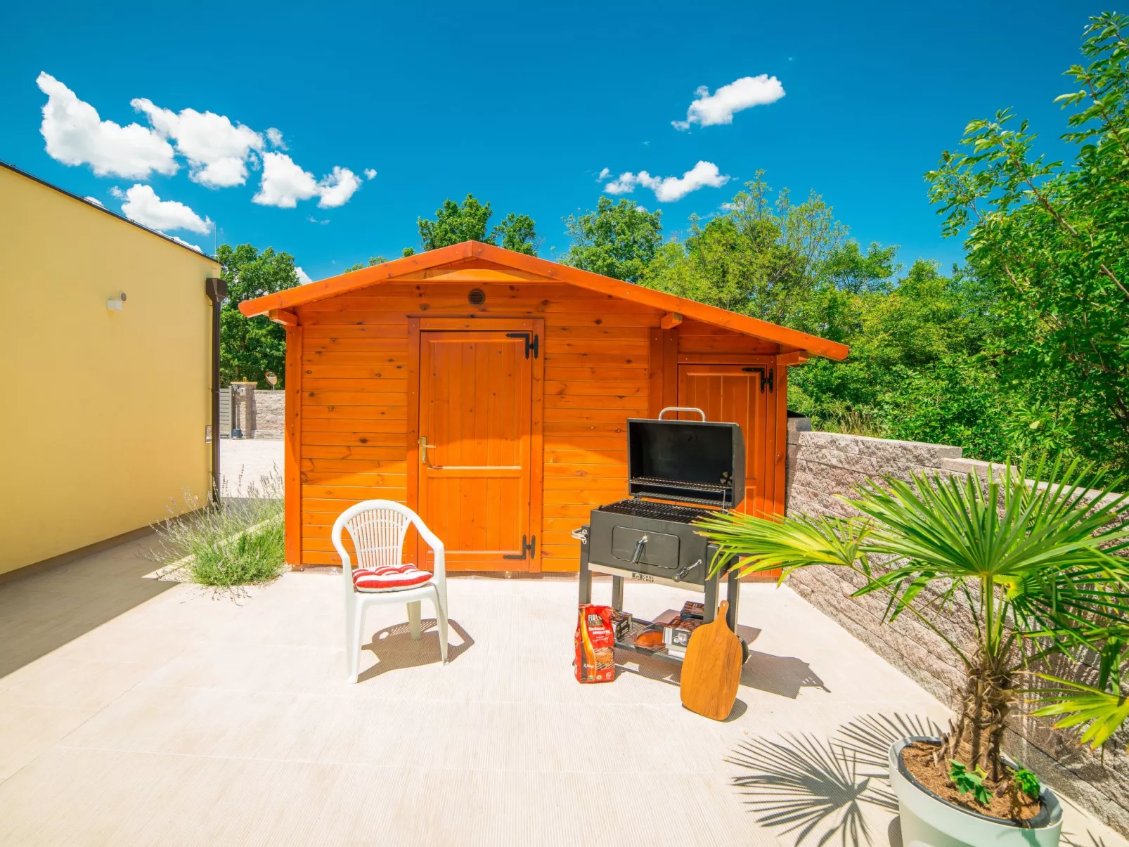 Mit Privatpool für 6 Personen-Buiten