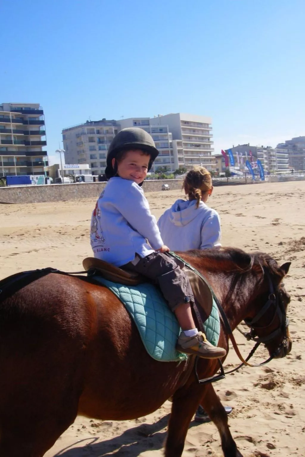 APPARTEMENT GRAND BALCON FACE MER WIFI GRATUIT-Image-tags.info