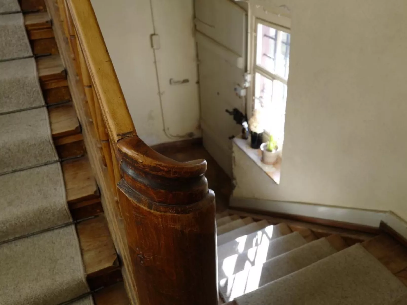 Altes Schulhaus-Binnen