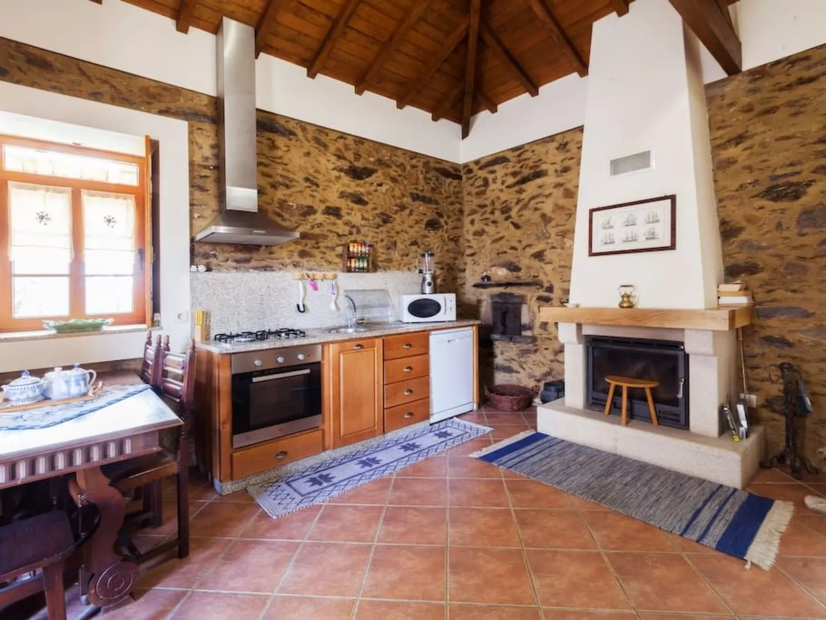 Mit Garten, Grill und Terrasse-Binnen