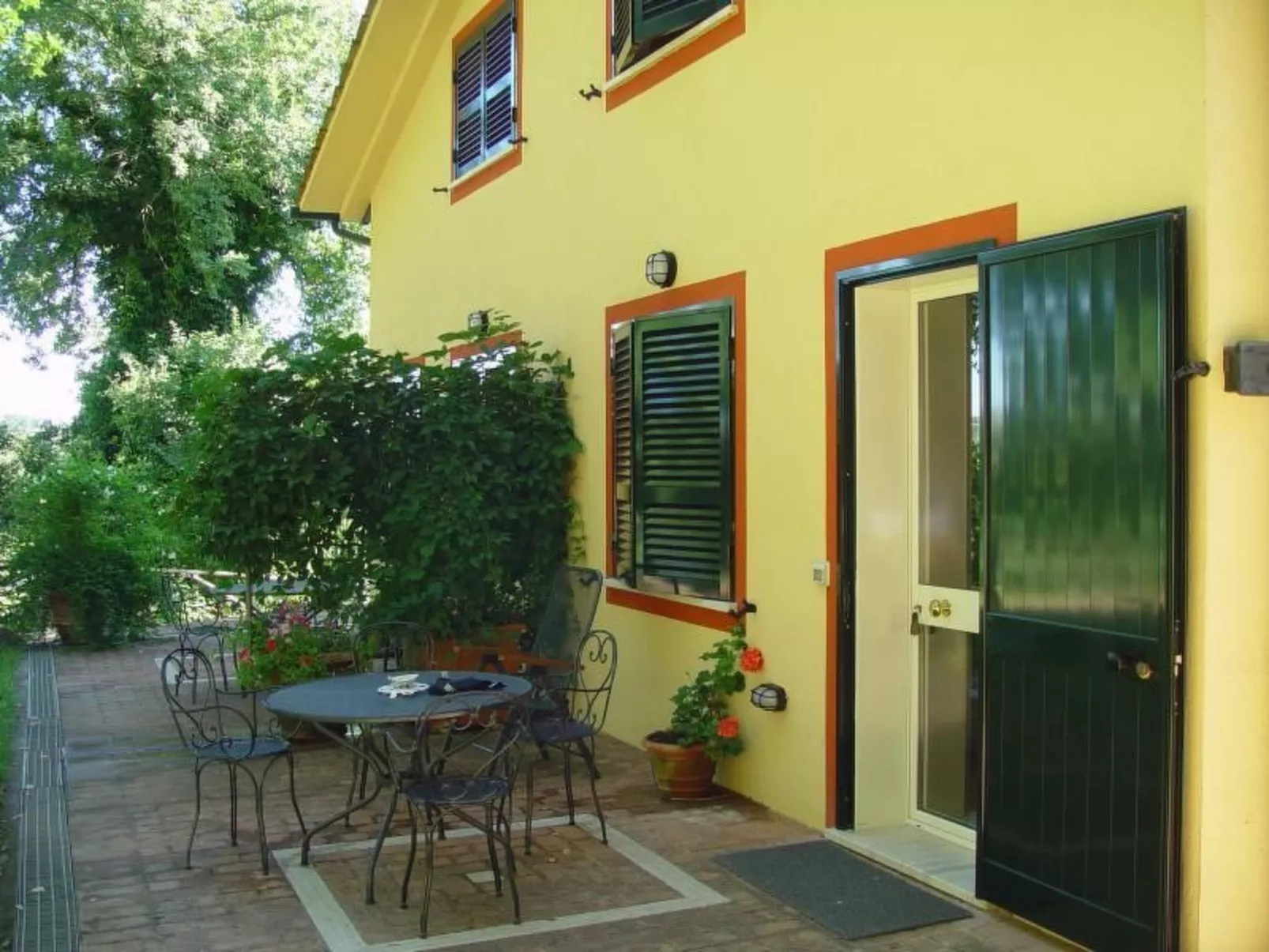 Wohnung in Sarteano mit Privatparkplatz-Buiten