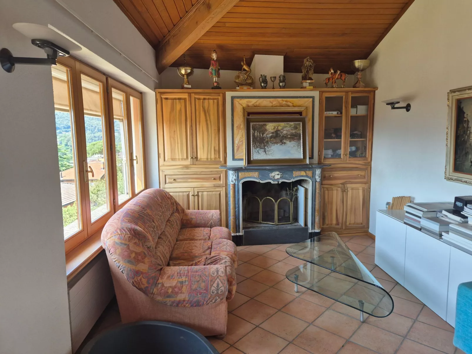 Executive mit 6 Schlafzimmern und 2 Bädern-Binnen