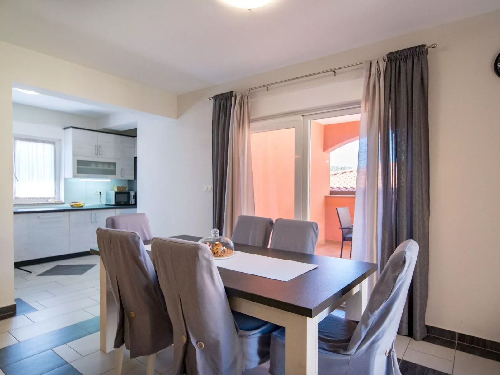 Appartement mit Blick auf das Wasser-Binnen