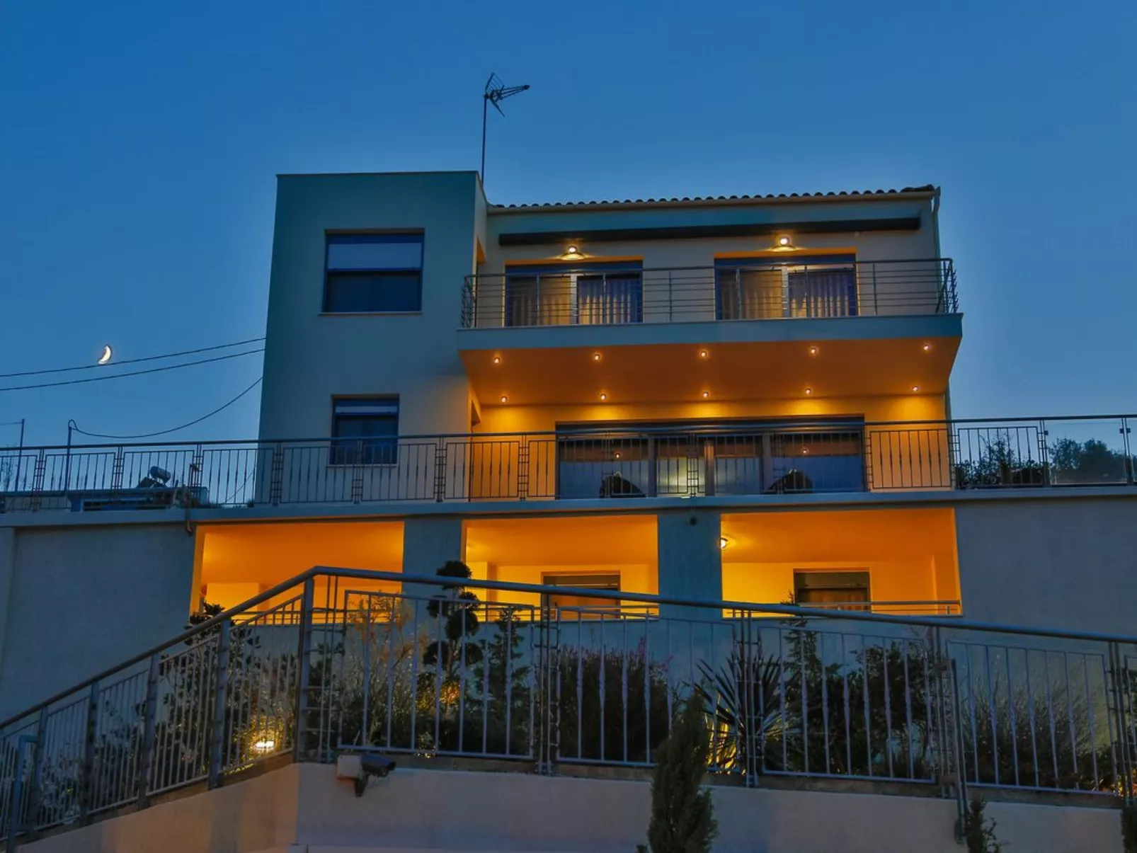 Mit Privatpool für 9 Personen ca. 200 m&sup2; in Pounta, Ägäis (Skiathos)-Buiten
