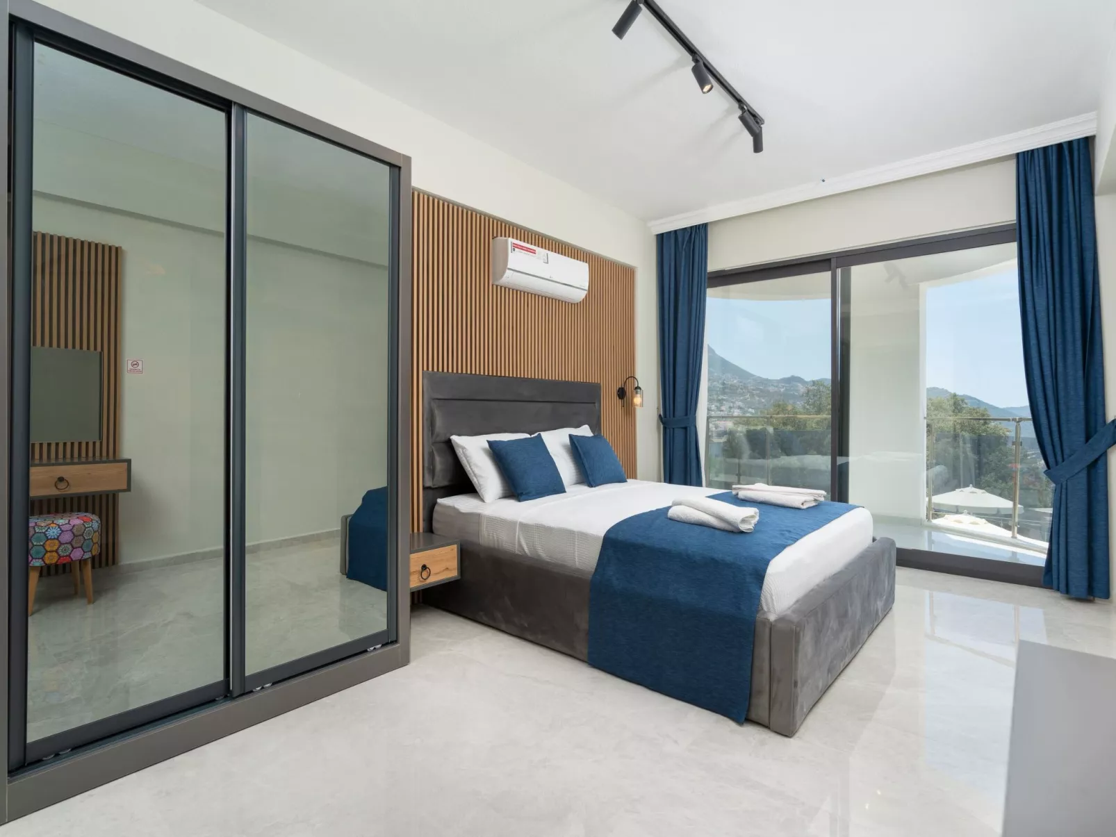 Ferienvilla "Ekinoks" mit Blick auf das Wasser-Binnen