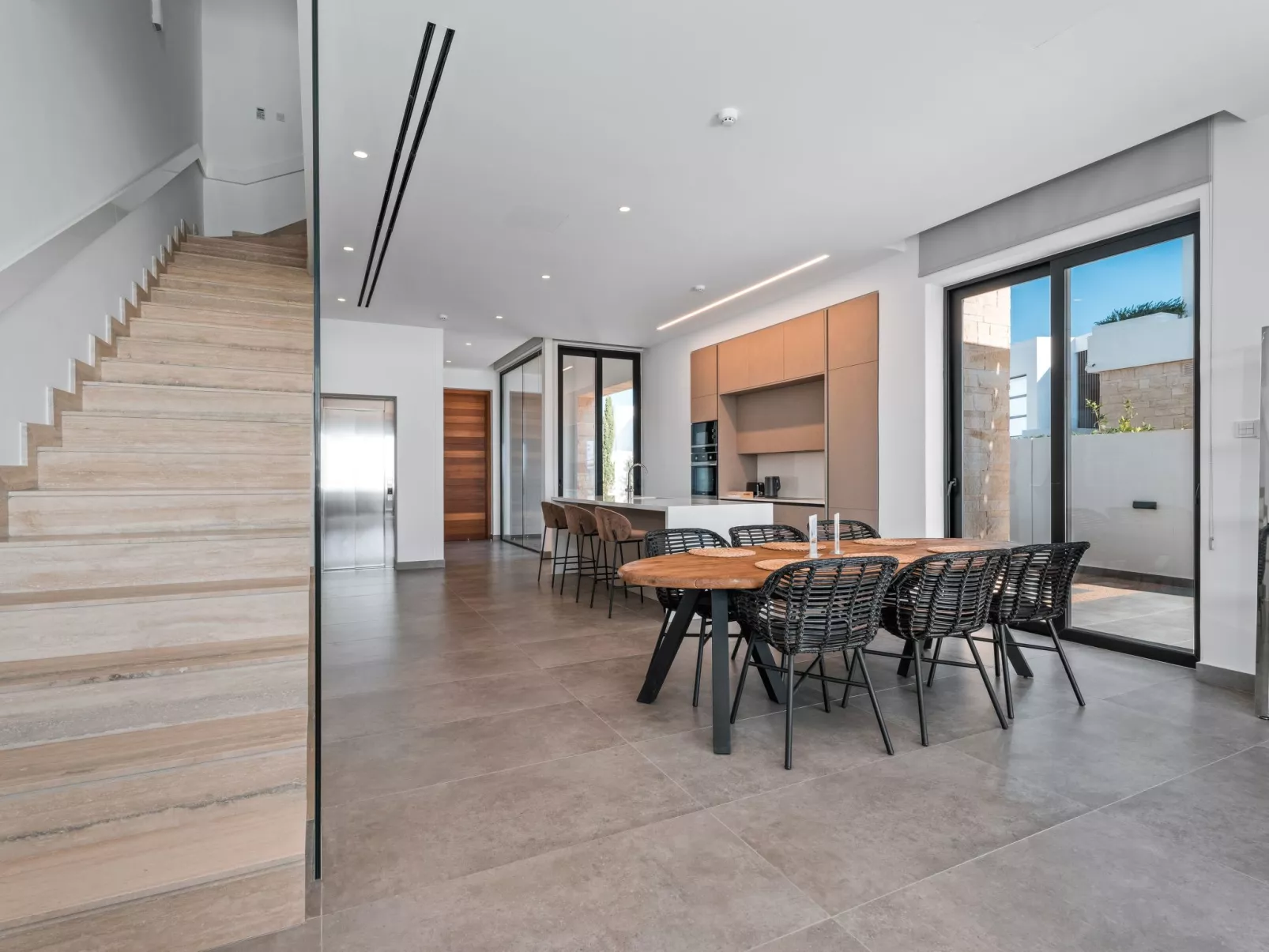 Periyiali Resort - Front Line Villa Chronos - 8