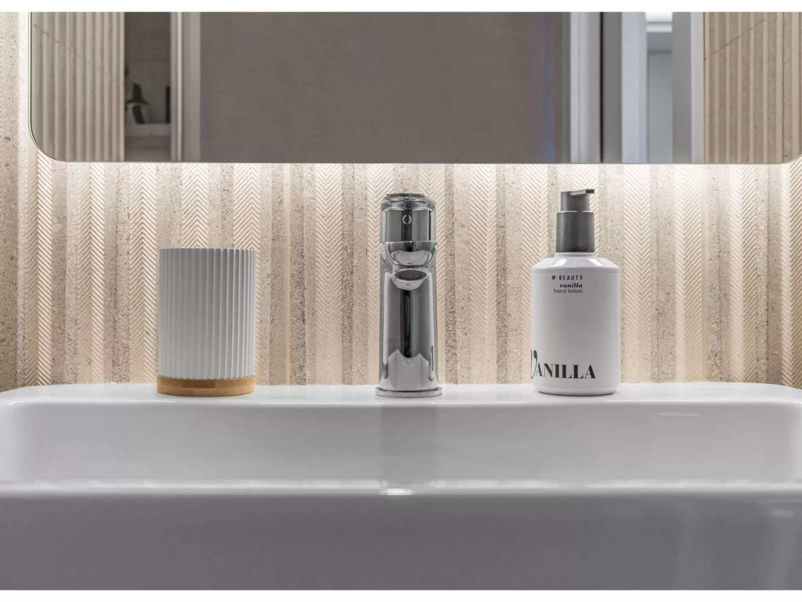 Wohnung "Aqua Luxe Wohnung"-Binnen