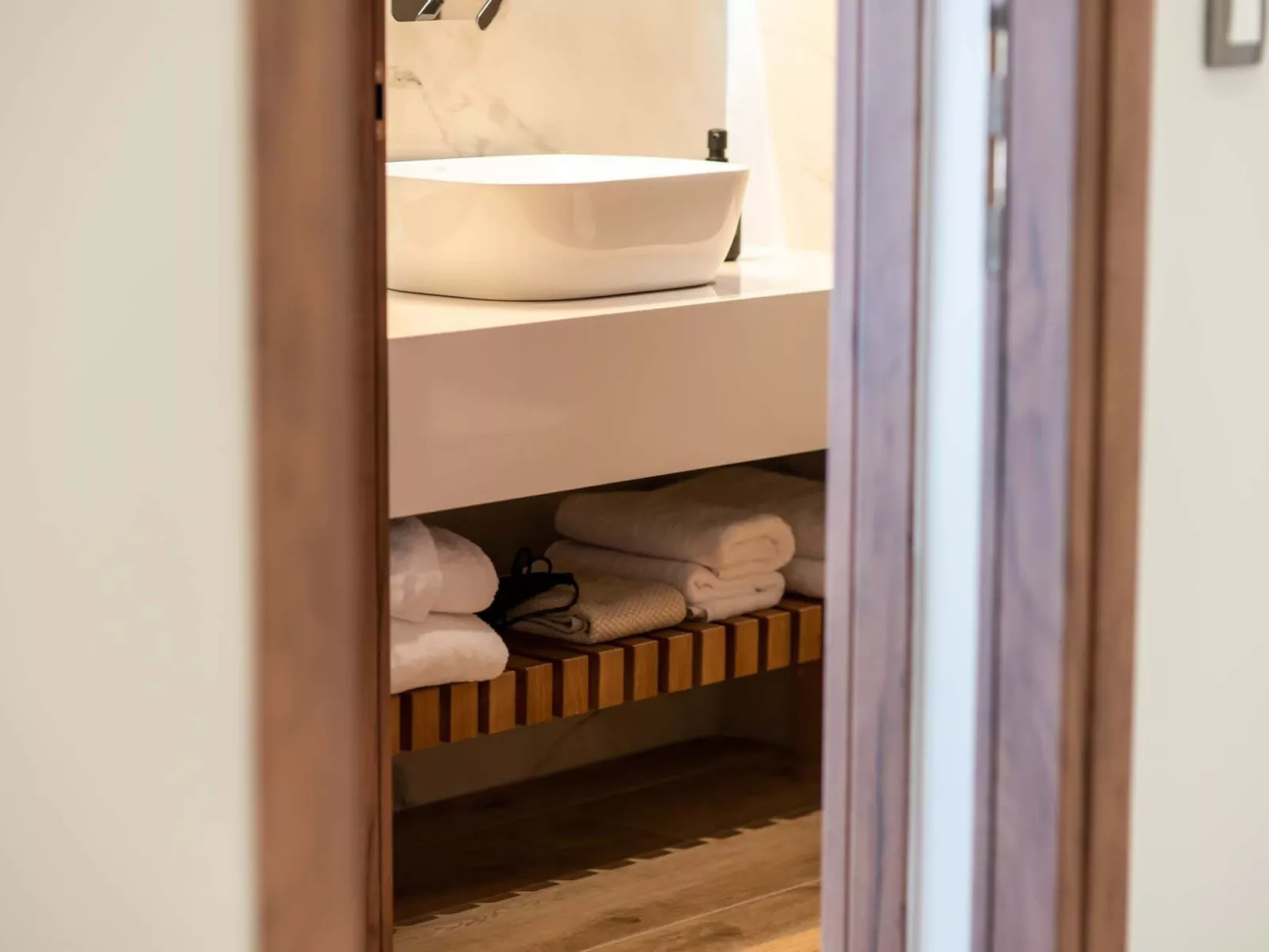 Villa Luna - 100m zum Meer und ''Free'' Beheizter Pool-Image-tags.info