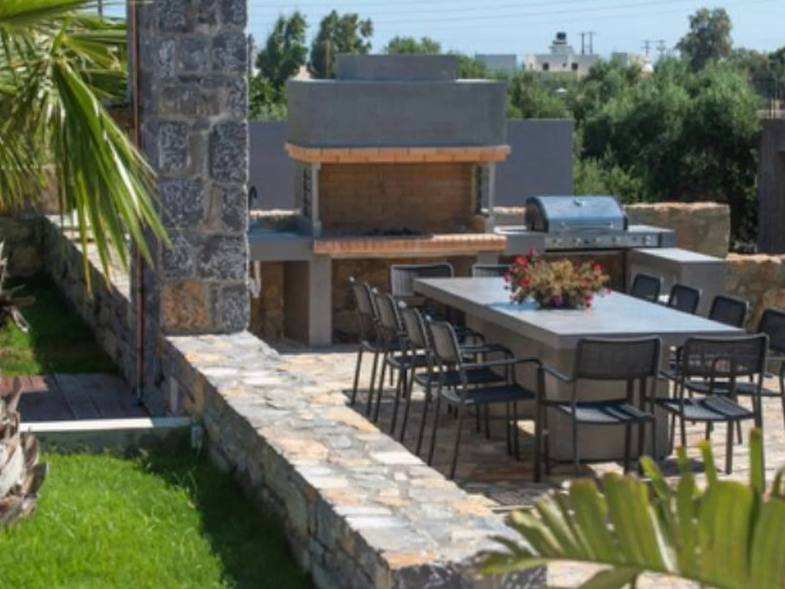 Luxuriös gestaltete Villa mit privatem Pool-Image-tags.info