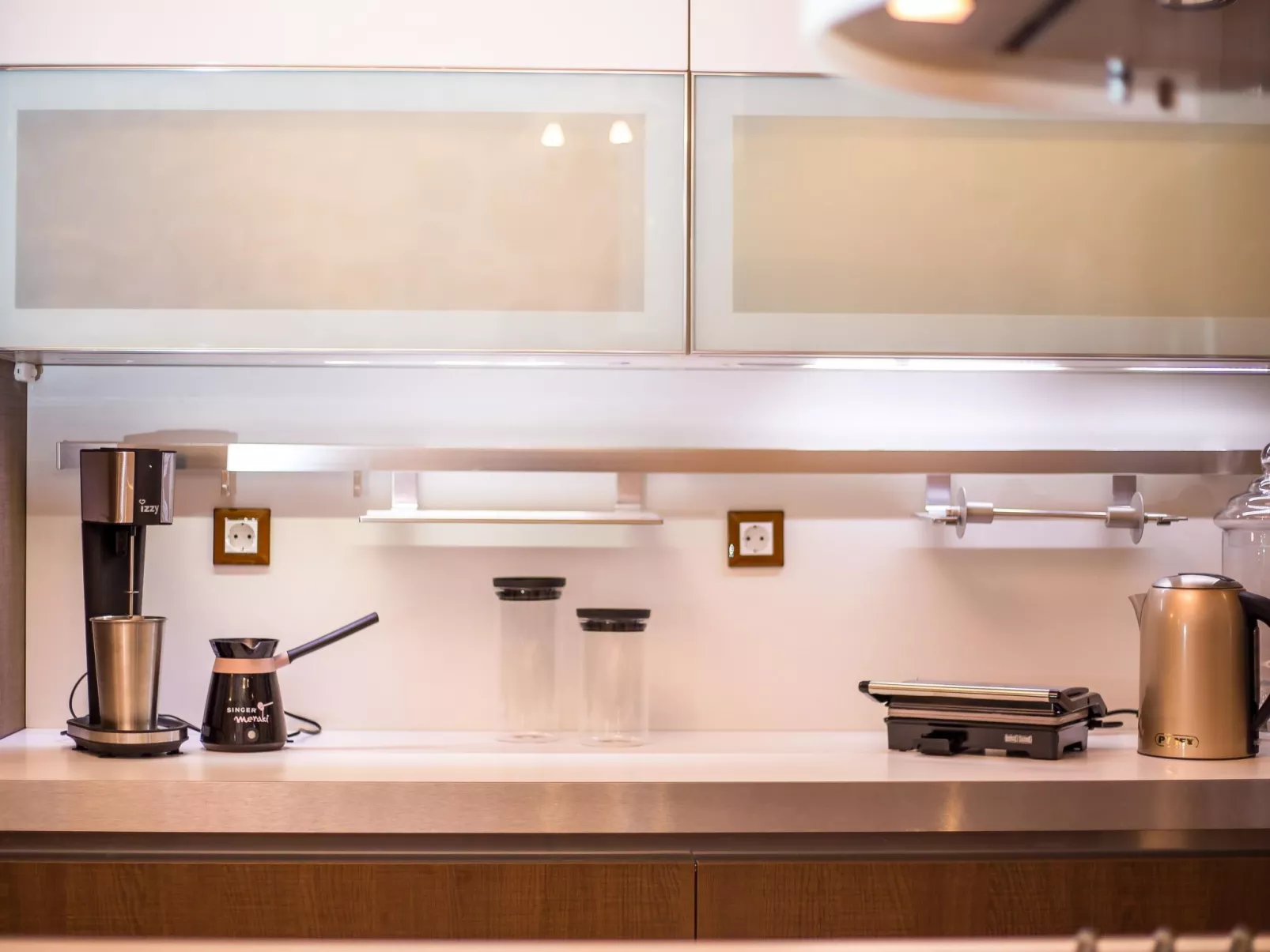 Schöne Steinvilla im Wald-Binnen