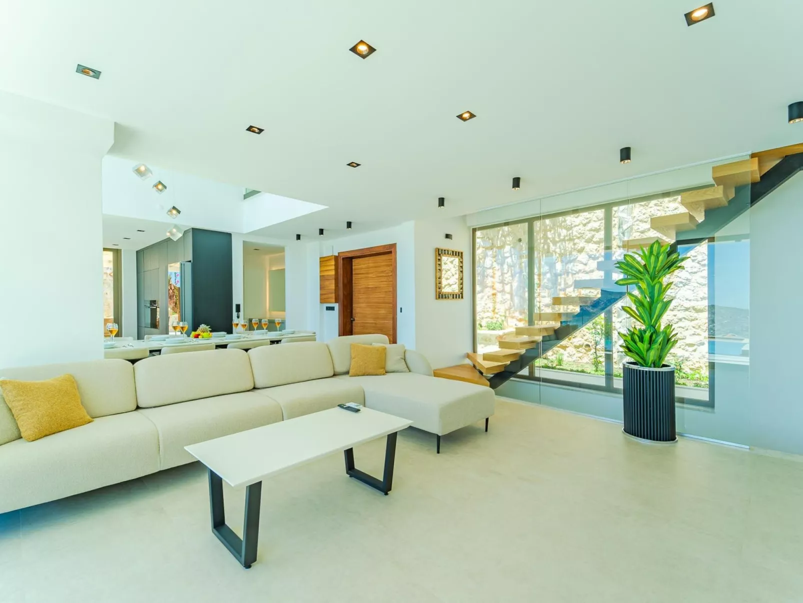 Moderne Luxusvilla für bis zu 12 Personen-Binnen