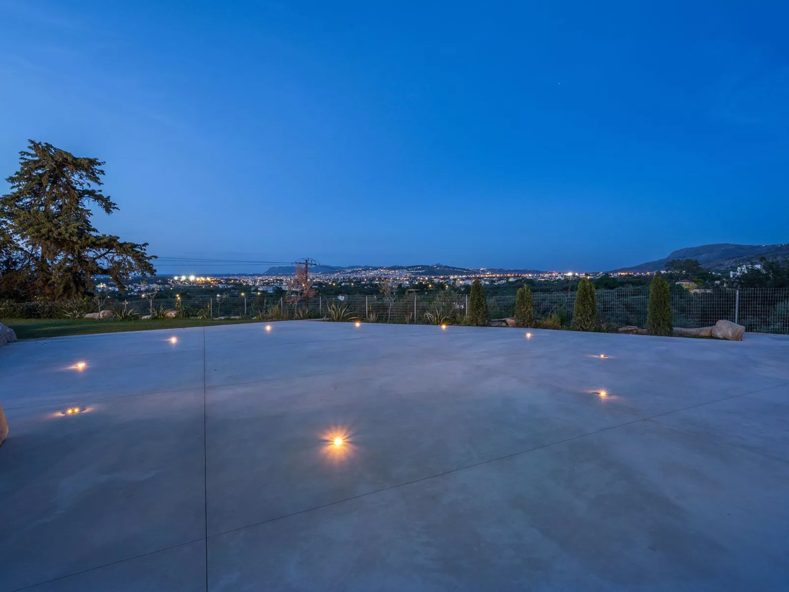 Luxuriöse Villa Olivenest mit Pool, BBQ und Whirlpool-Buiten