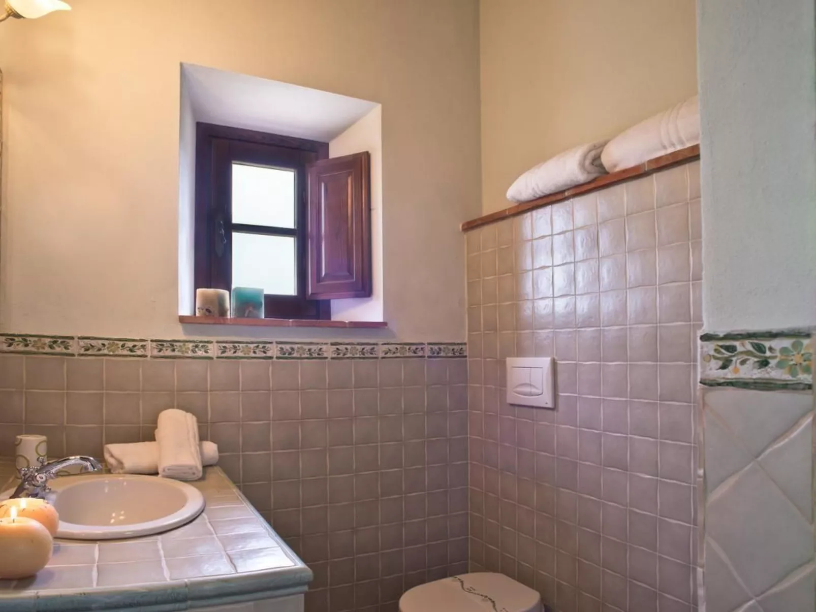 Biancospino' Wohnung mit Schwimmbad-Binnen