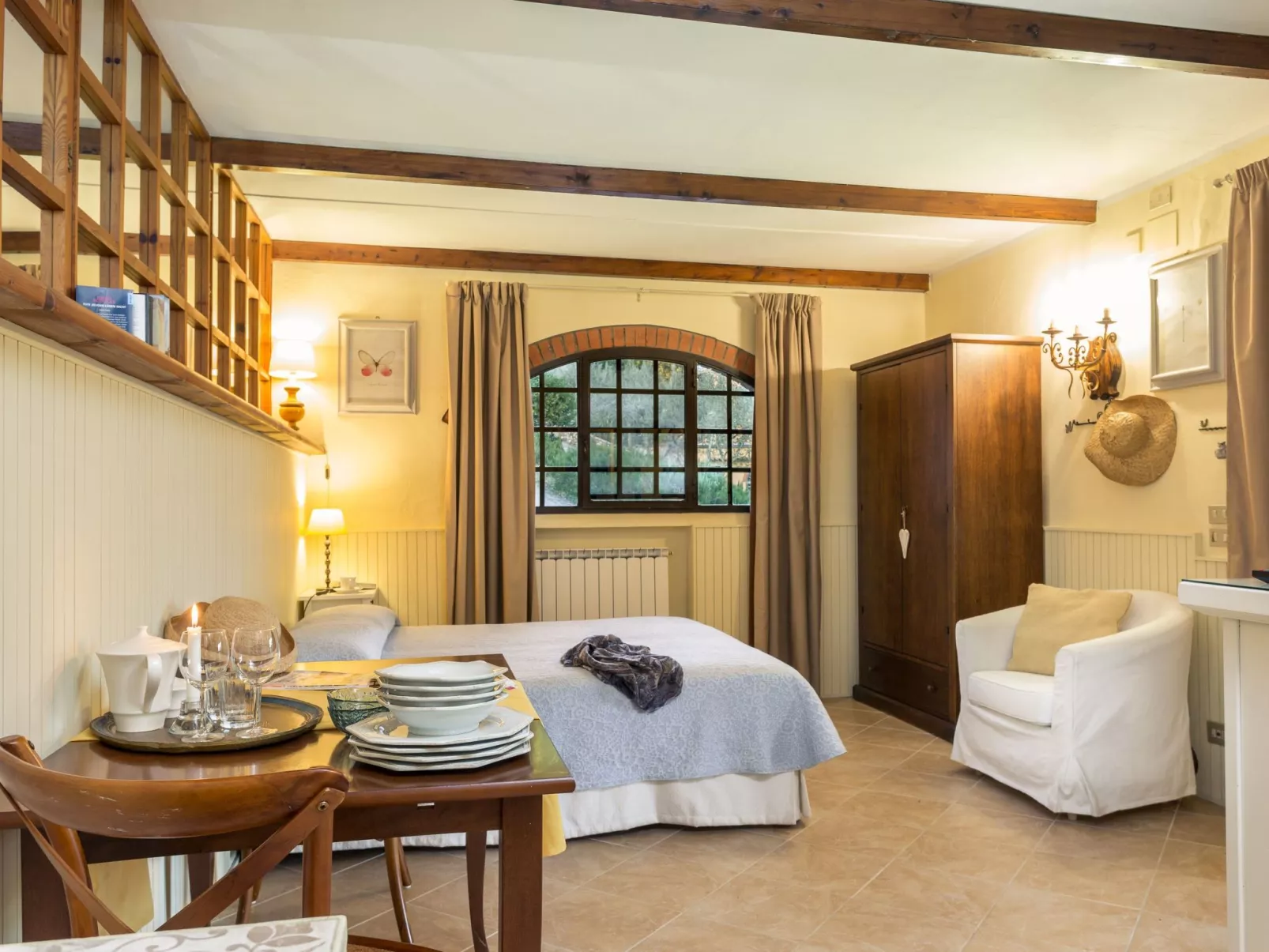 Prächtige Unterkunft mit Terrasse, Klimaanlage-Image-tags.info