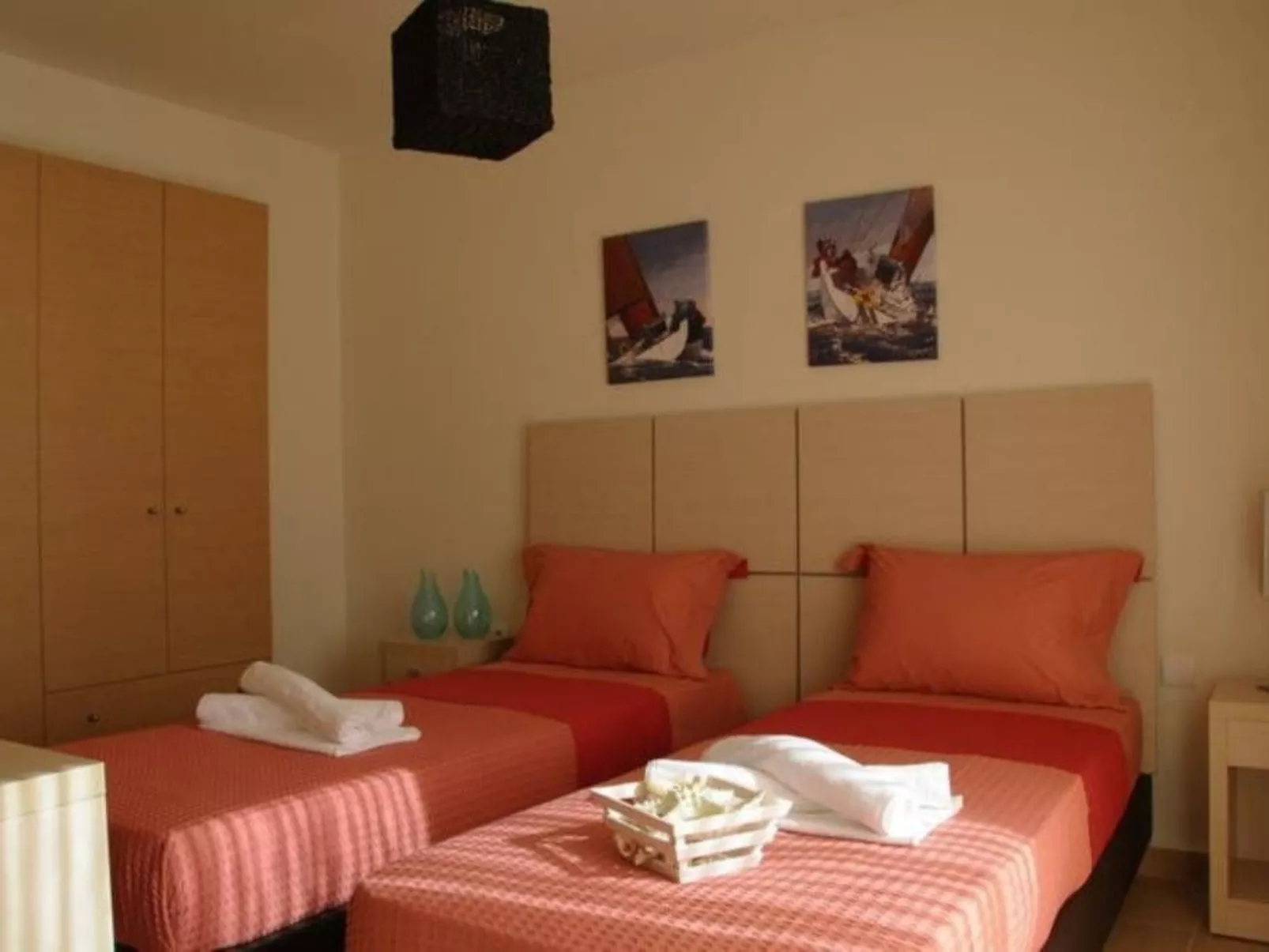 Charmantes Ferienhaus in Archangelos mit großem Balkon-Image-tags.info