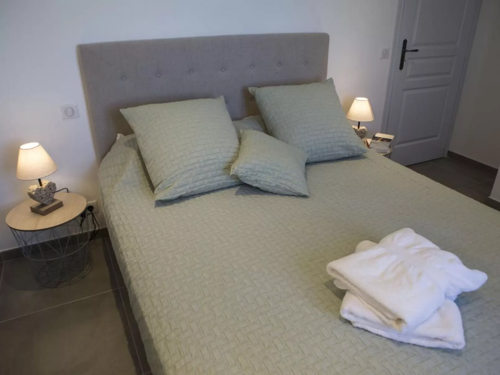 "Meline" mit Aussicht-Binnen