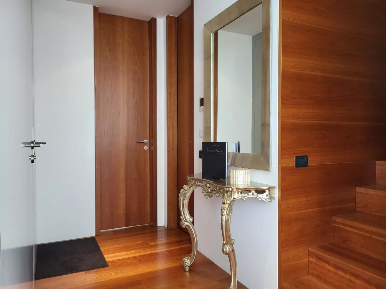 Casa Croevi-Image-tags.info