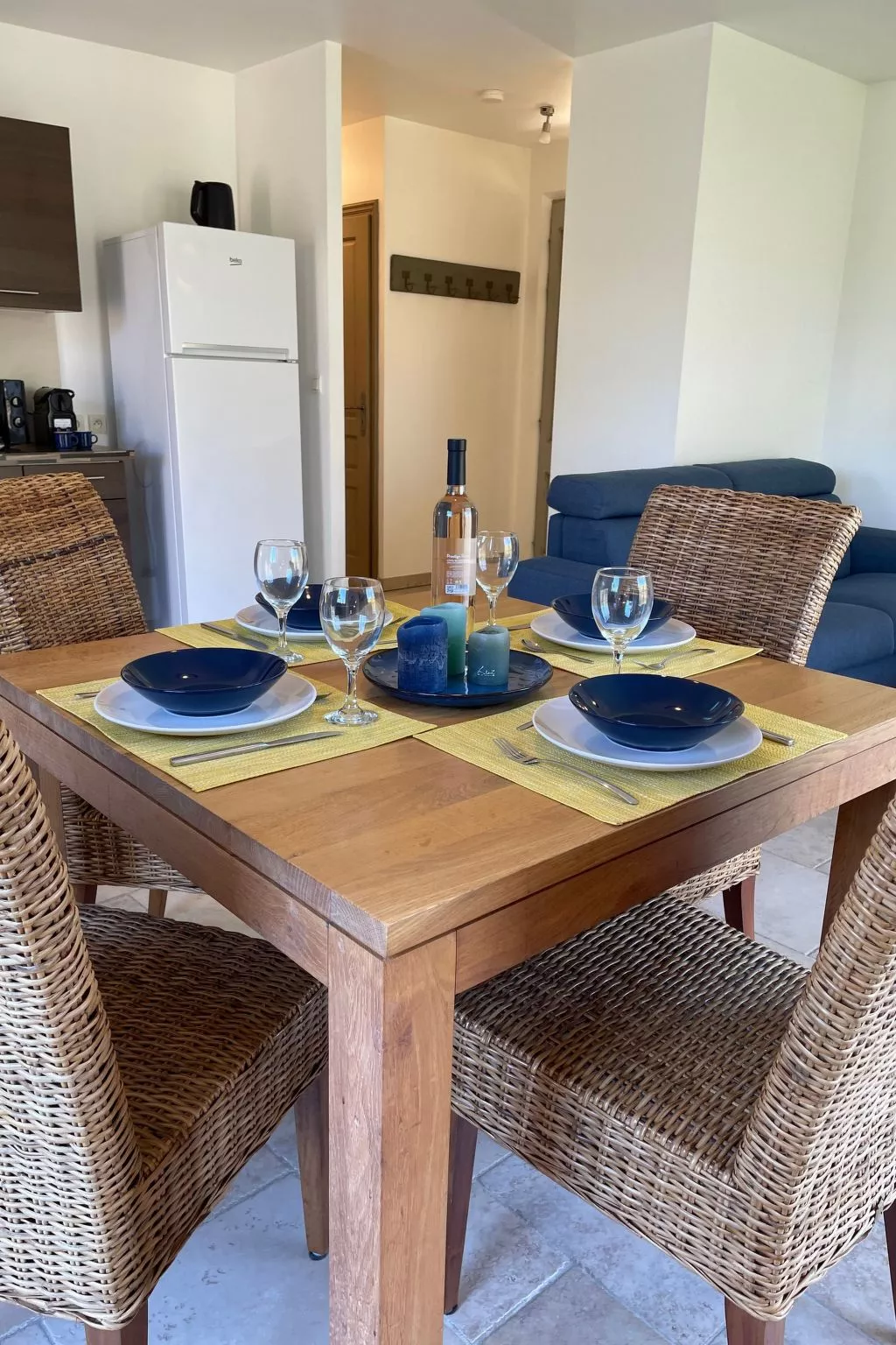 Apartment mit Pool Infinity-Image-tags.info