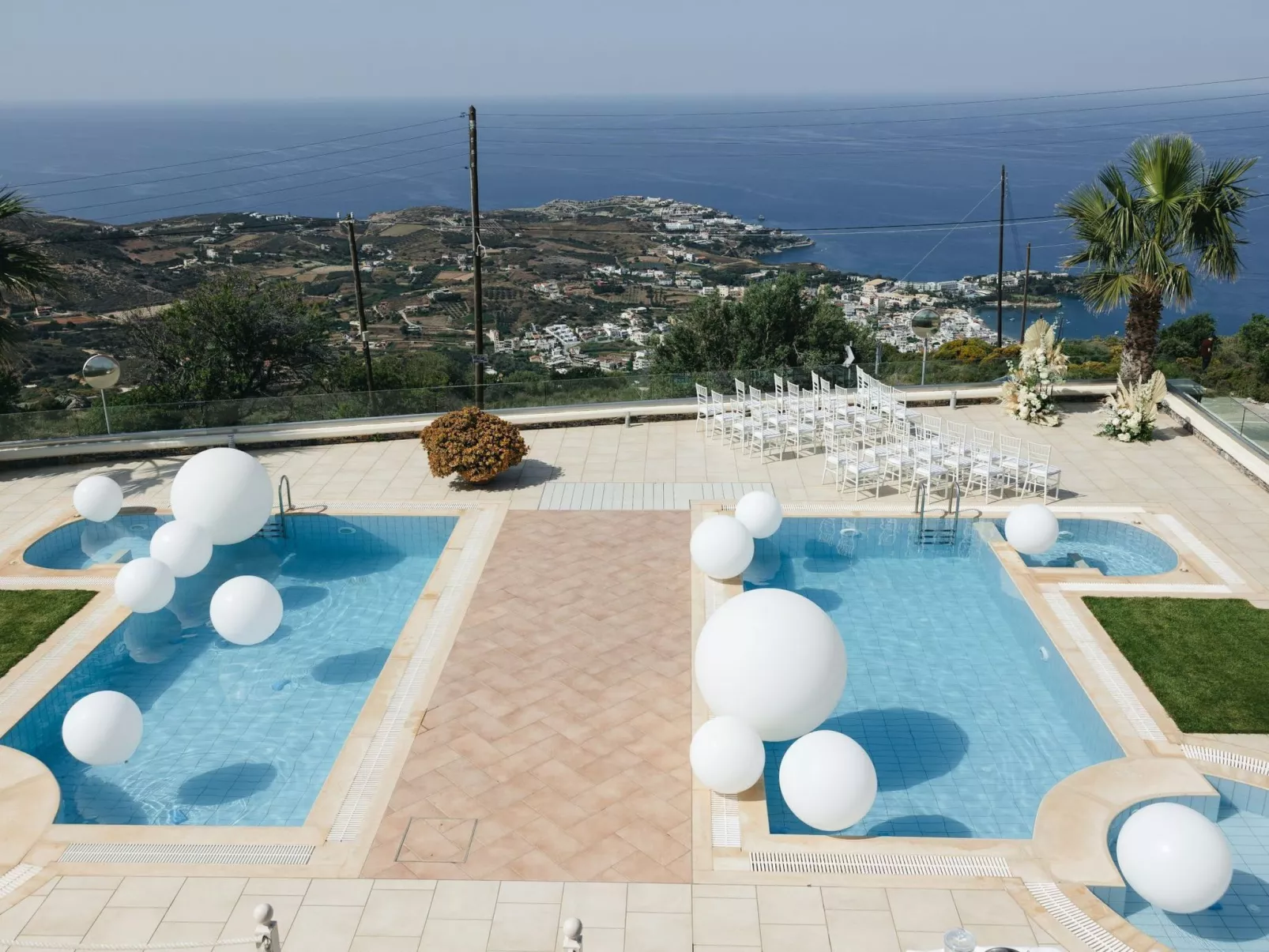 Hochzeit Villa Anemomylos Beheizter Pool Jacuzzi-Buiten