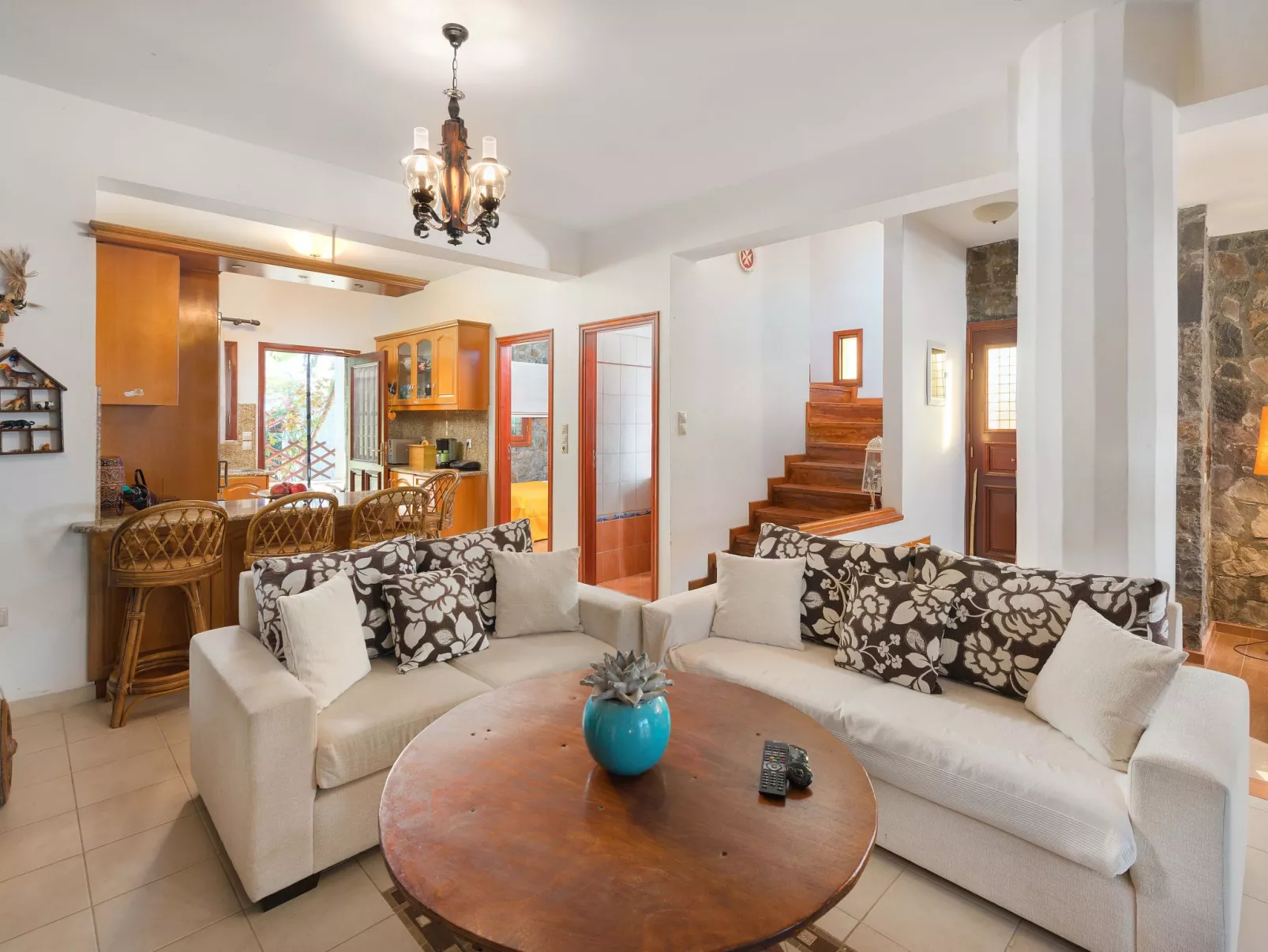 In Notia Rodos mit privatem Garten