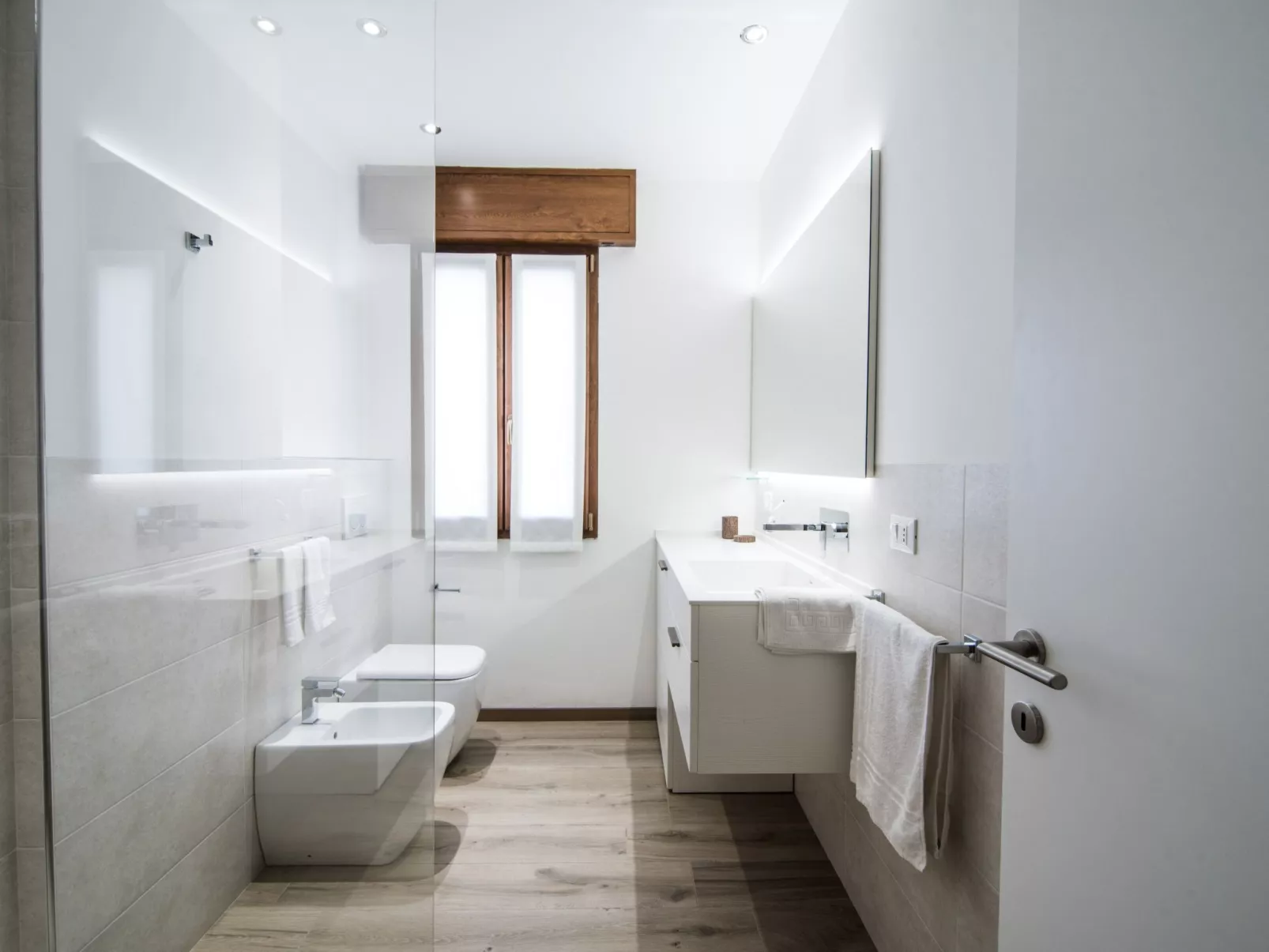 Wohnung mit Balkon-Binnen