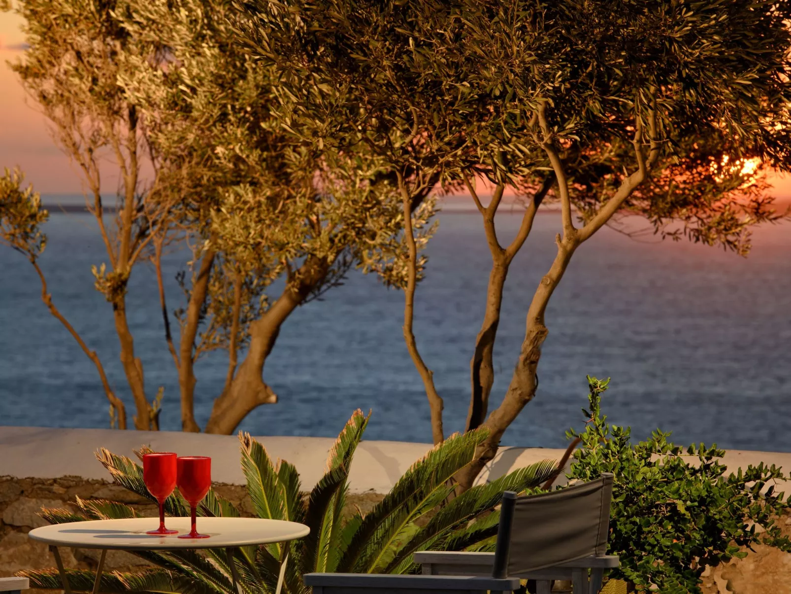 SUPERB BEACH ACCESS LUXURY SEA VILLA POOL by Calypso Sunset-Buiten