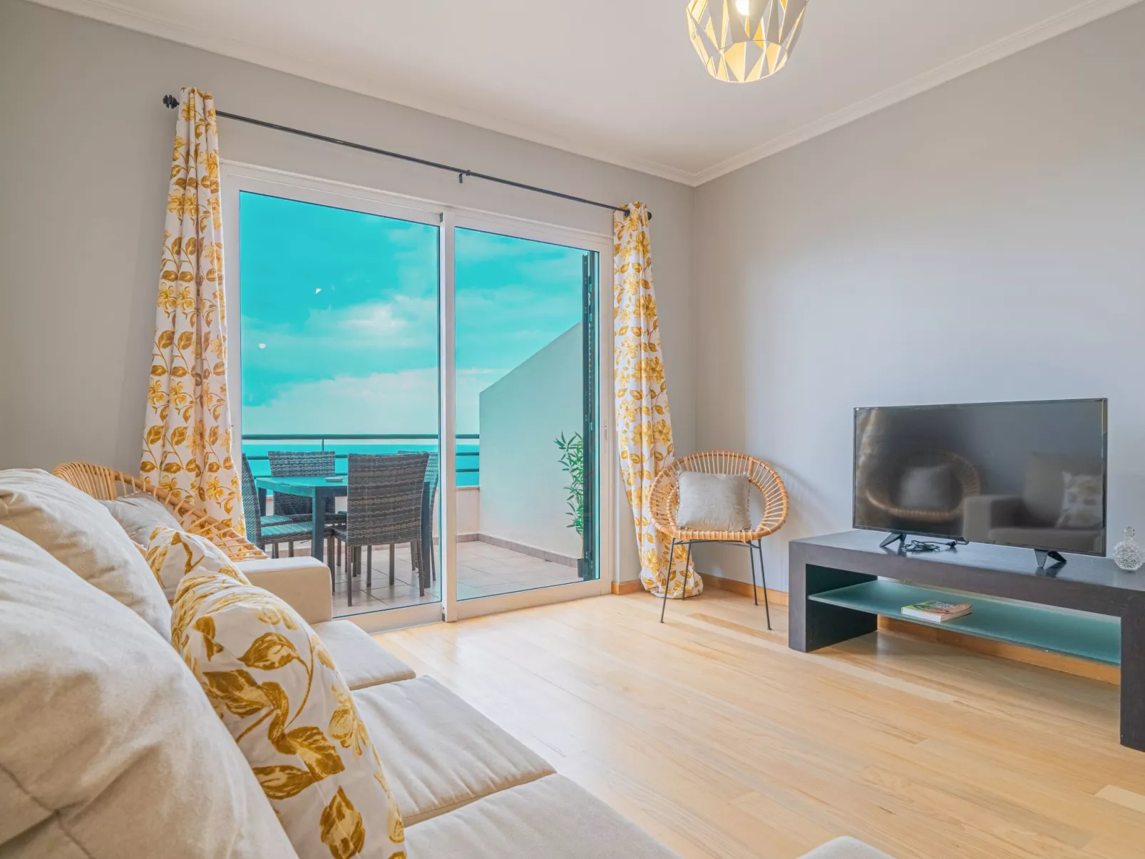 Appartement mit Meerblick