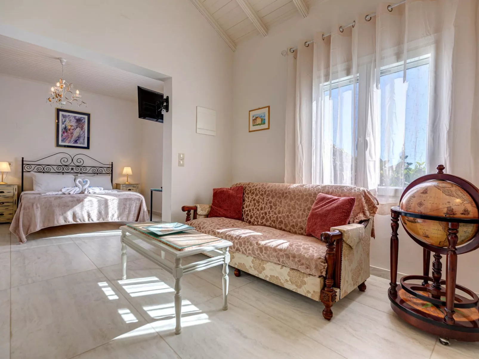 "Villa Nafsika"-Binnen